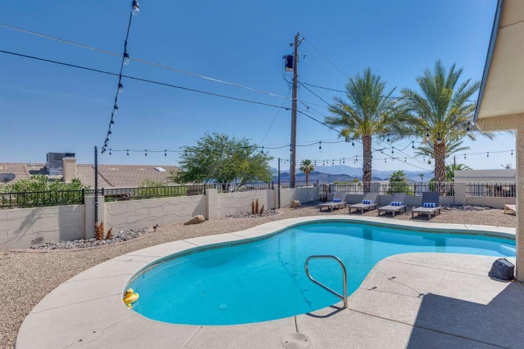 Holiday home Arrowhead- New Upscale Pool Oasis Havasu Haven Game