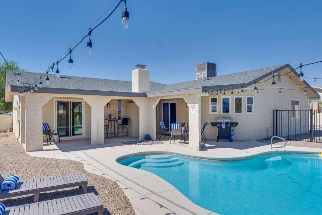 Arrowhead- New Upscale Pool Oasis Havasu Haven Game Holiday home Lake Havasu City