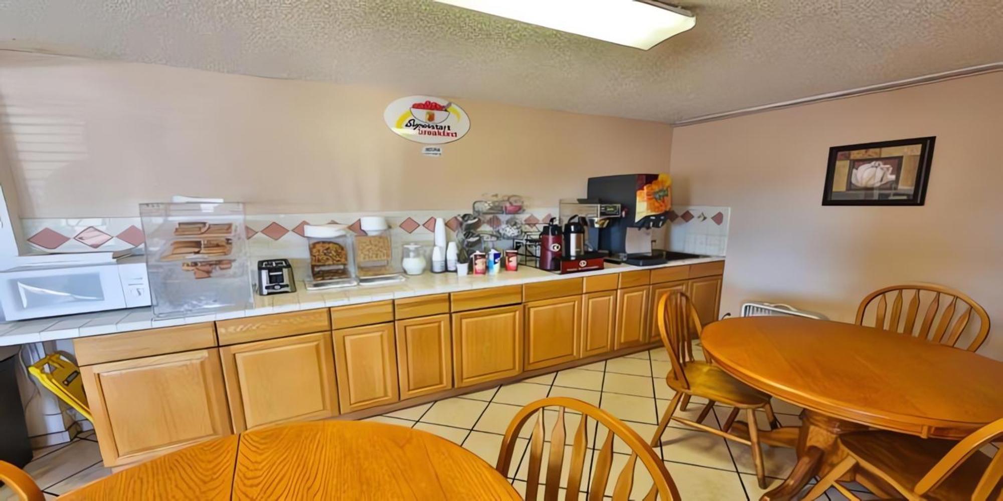 Super 8 By Wyndham Havasu Lake Havasu City