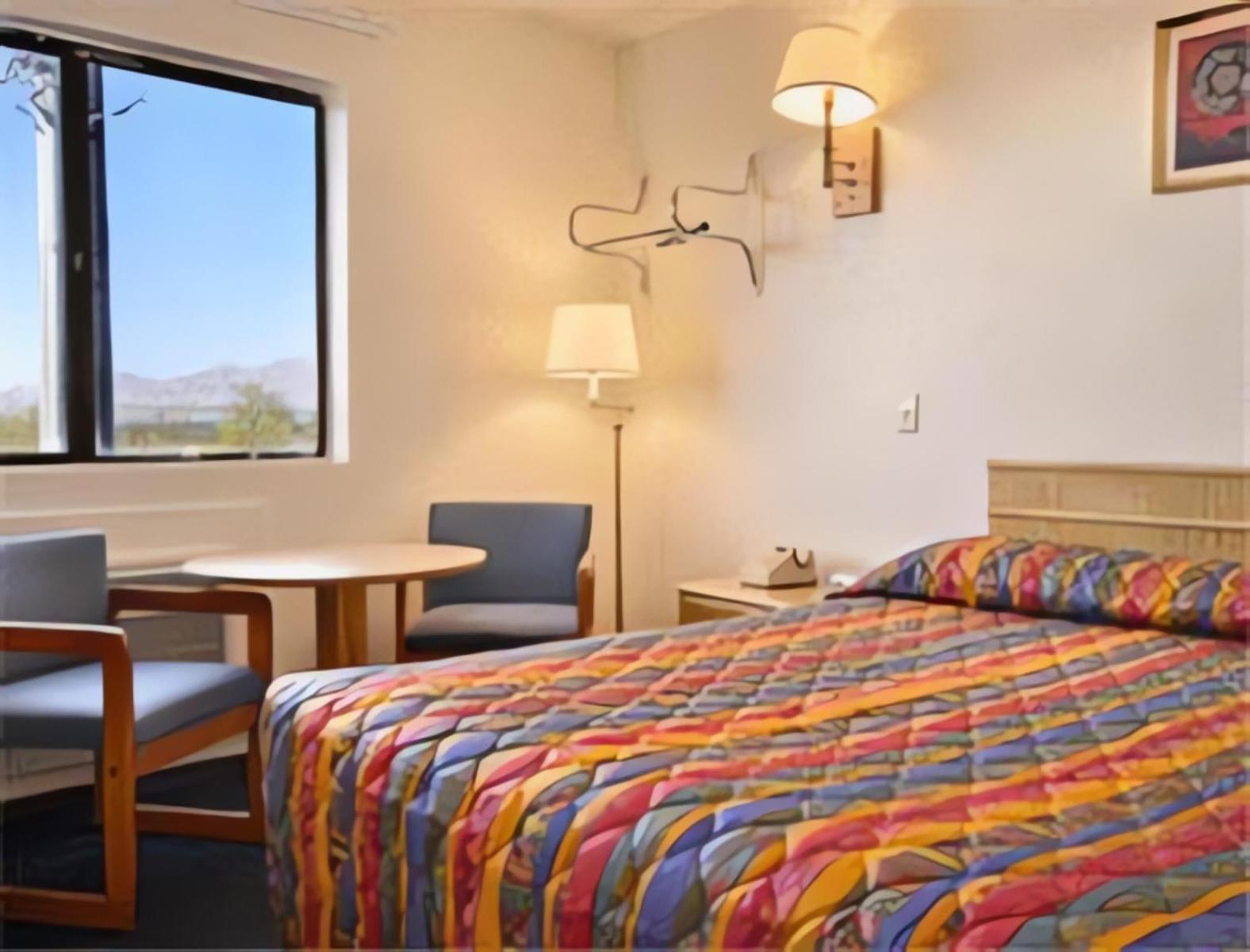 Hotel Super 8 By Wyndham Havasu Lake Havasu City