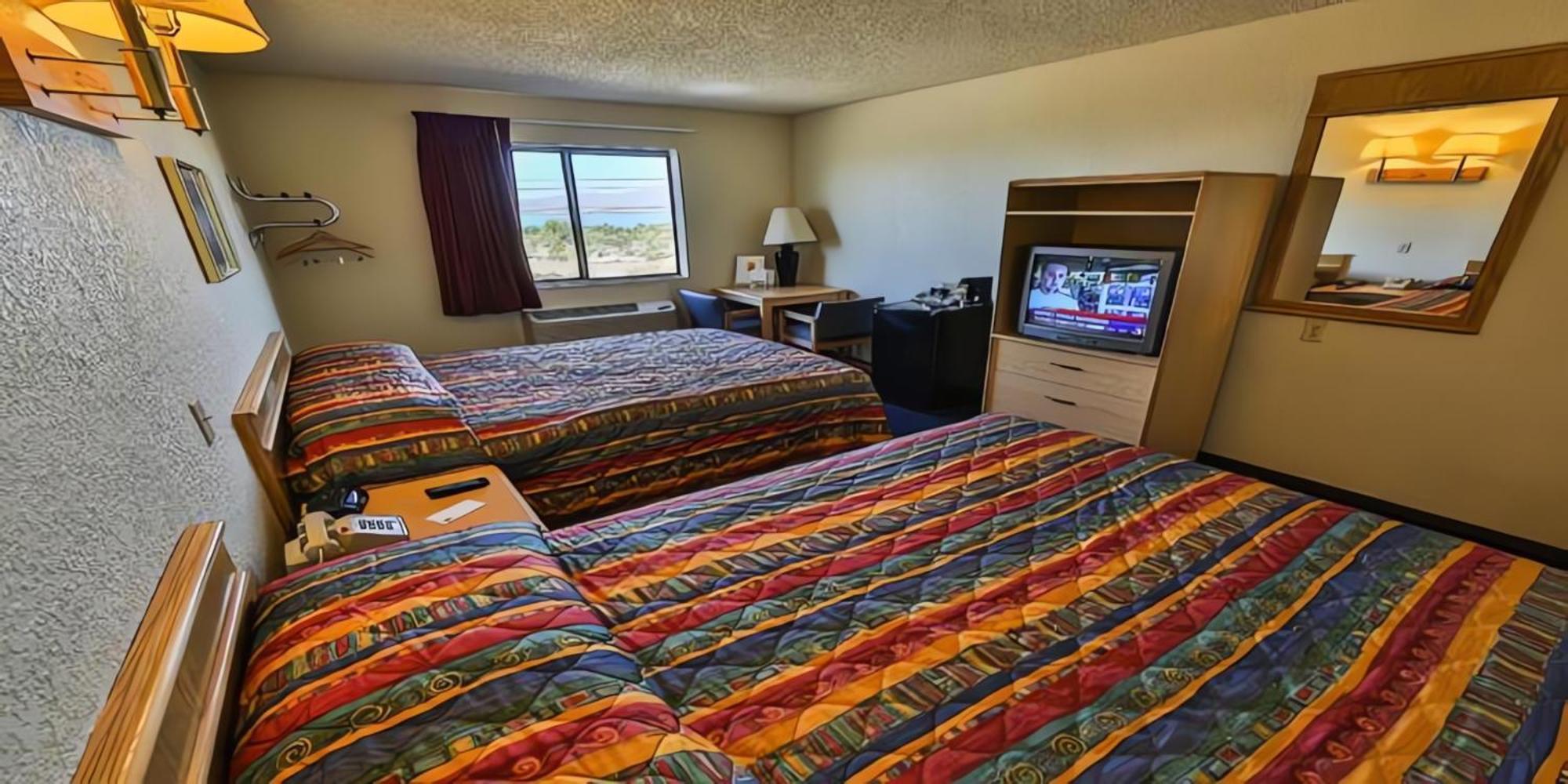 Super 8 By Wyndham Havasu Hotel