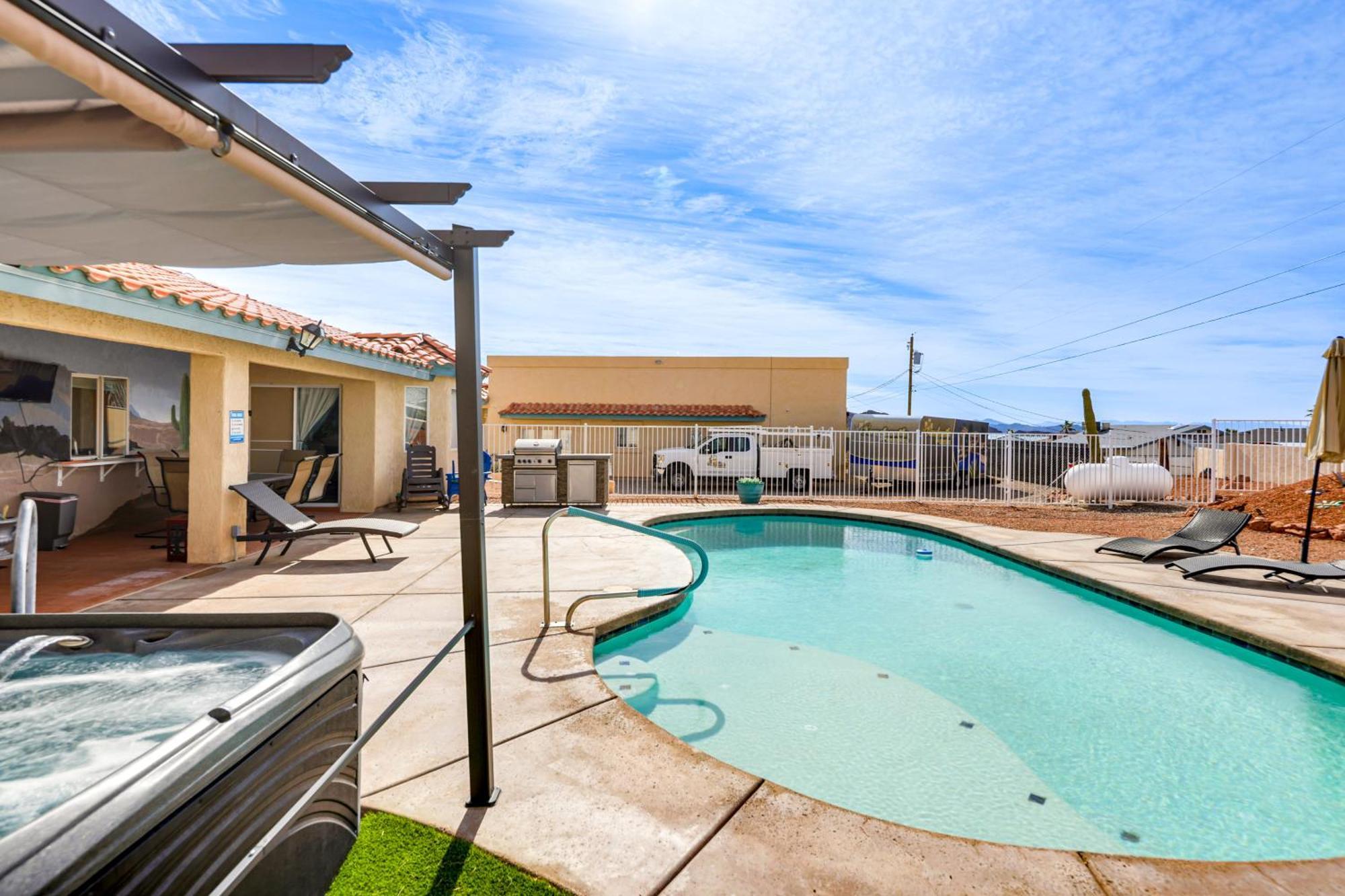 Pet-friendly Havasu With Pool And Hot Tub! Lake Havasu City