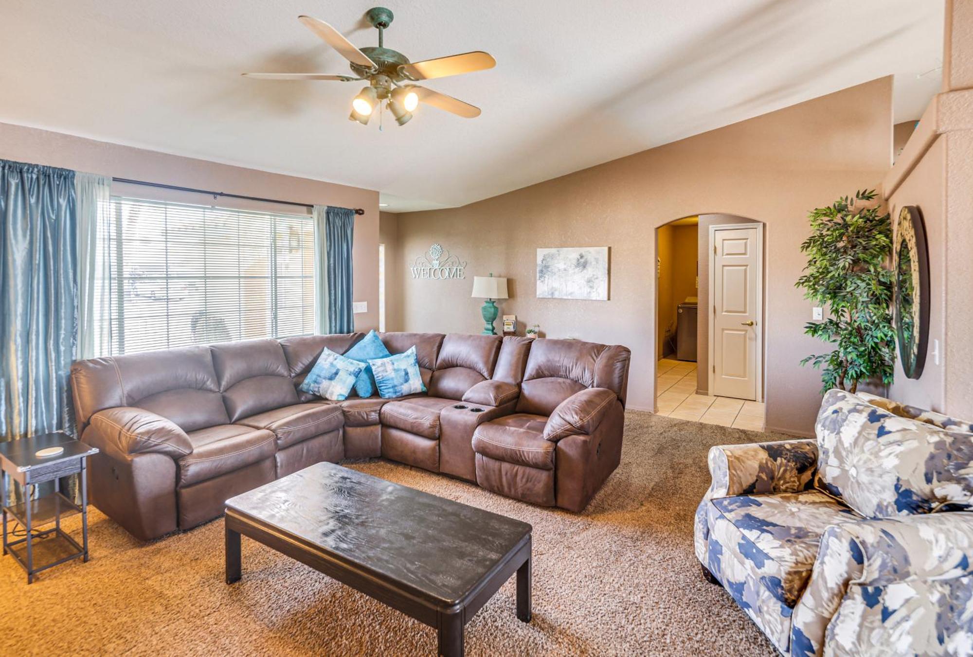 Pet-friendly Havasu With Pool And Hot Tub! Holiday home Lake Havasu City