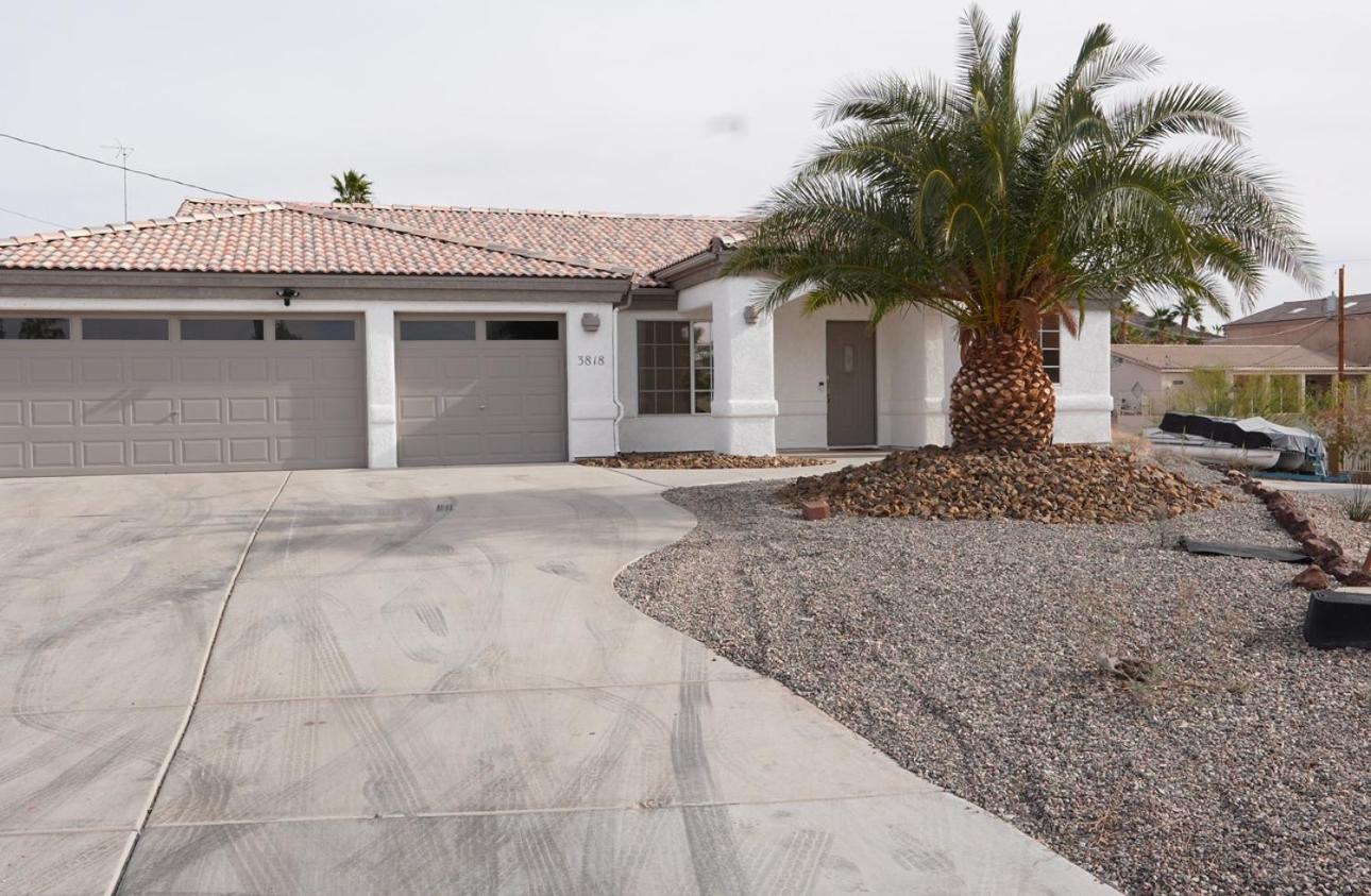 Holiday home Newly Remodeled Family Friendly Near Lake Havasu City