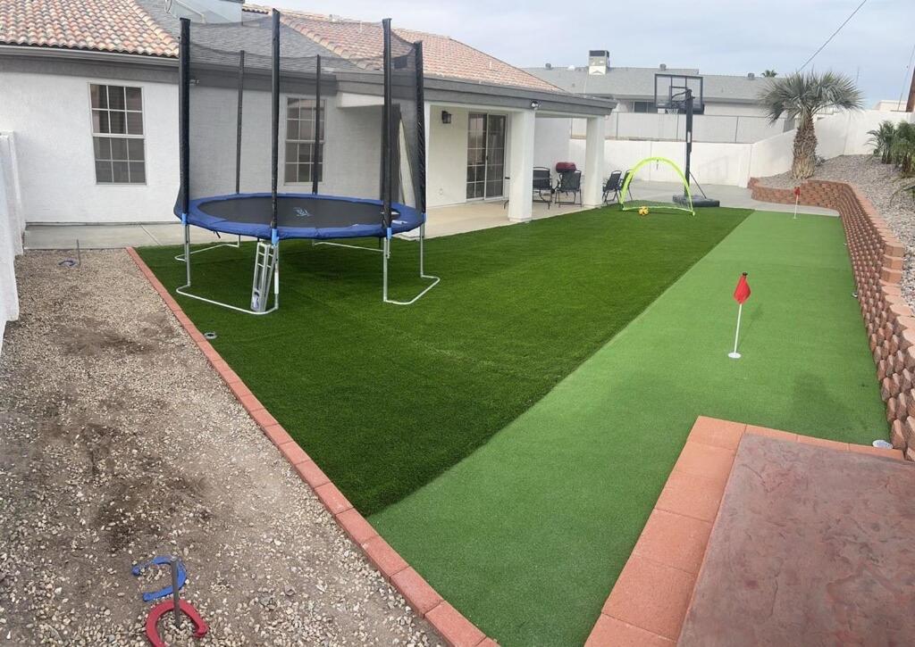 Newly Remodeled Family Friendly Near Holiday home *