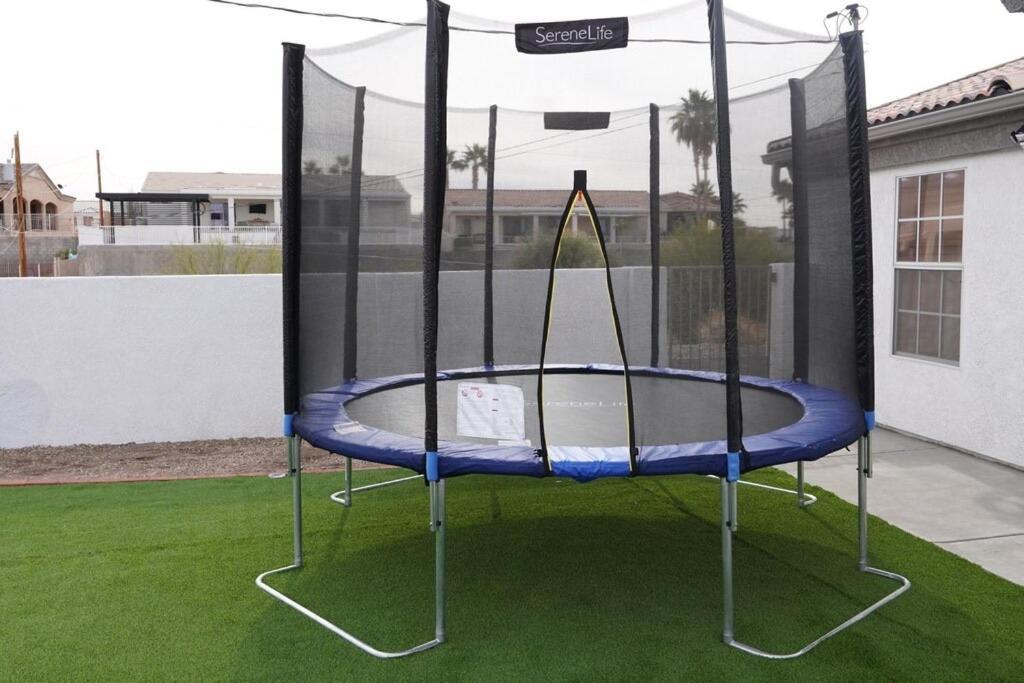 Holiday home Newly Remodeled Family Friendly Near *