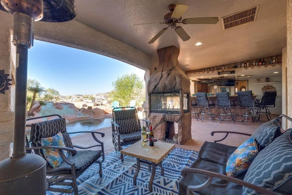 Peruvian-4 Bed Desert Oasis -pool, Hot-tub &outdoor Kitchen