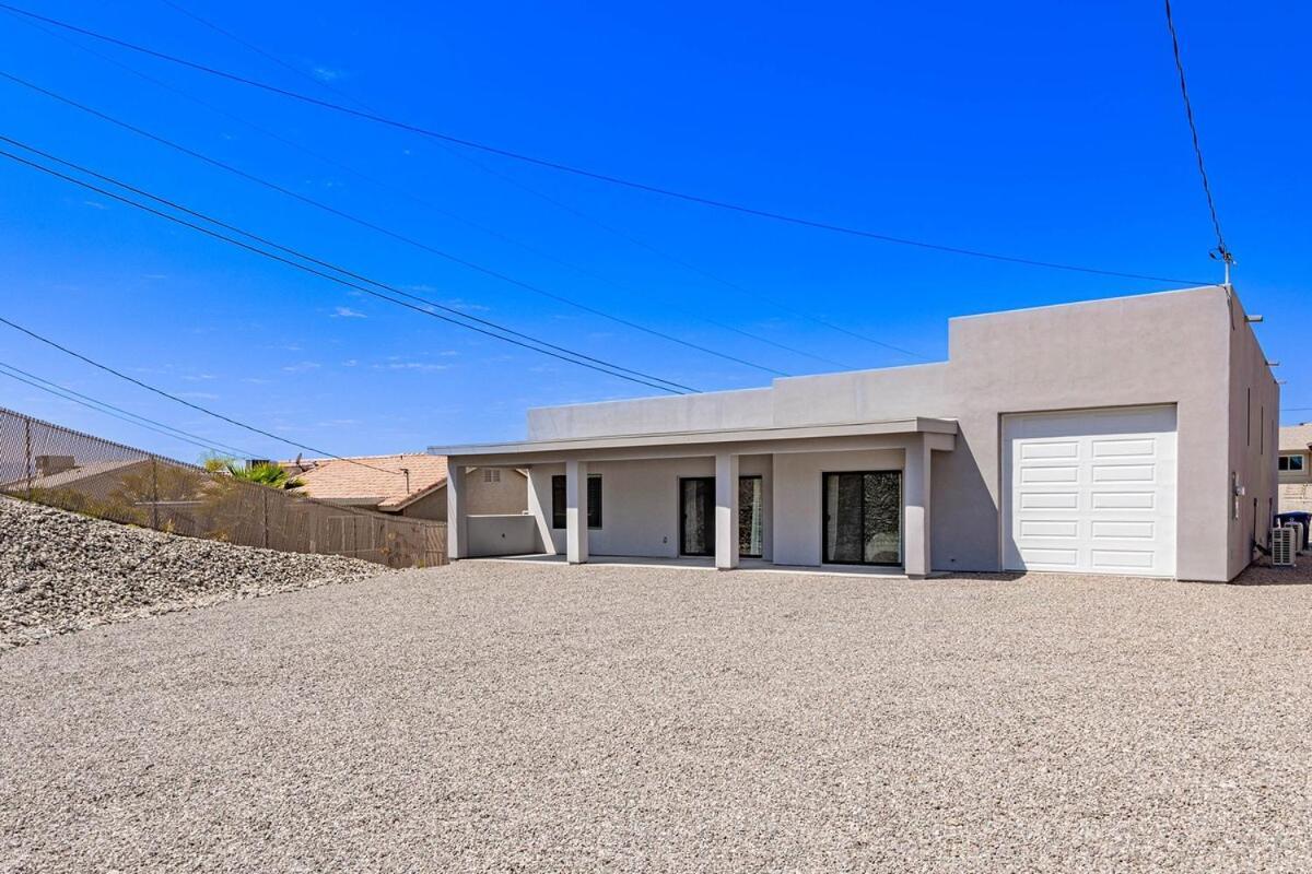 New Modern Spacious