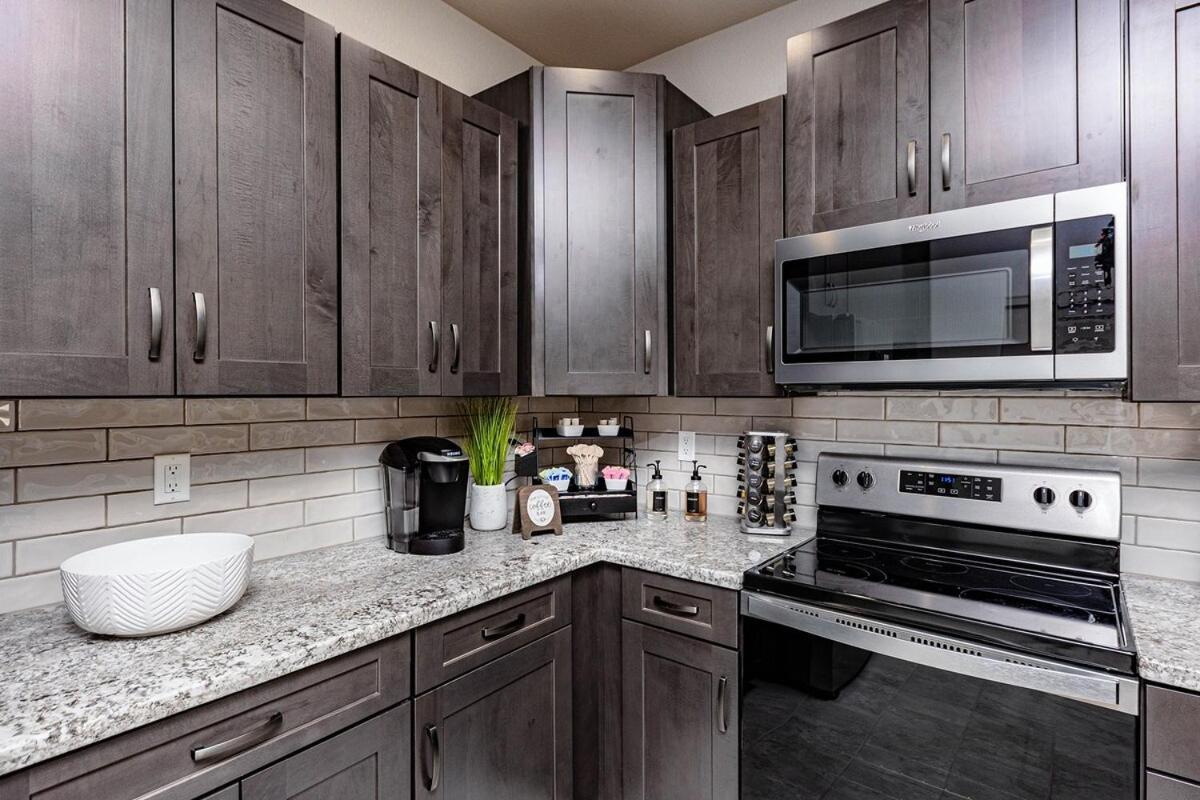 New Modern Spacious Holiday home