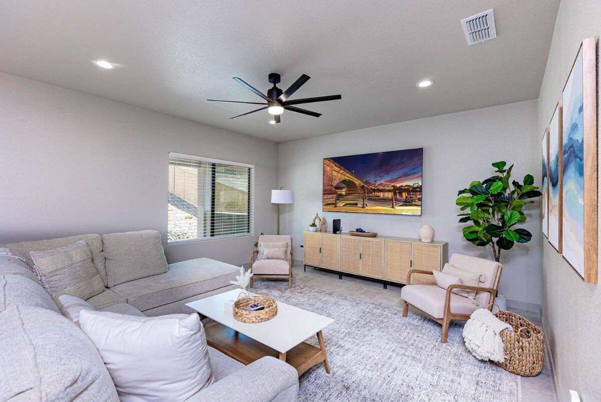 New Modern Spacious