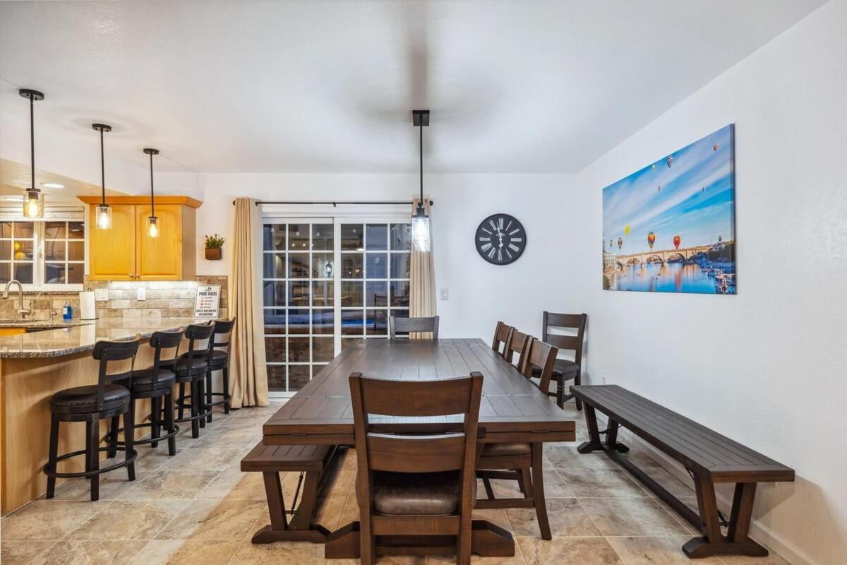 Holiday home New Lakeside Hideaway Game Firepit Lake Havasu City