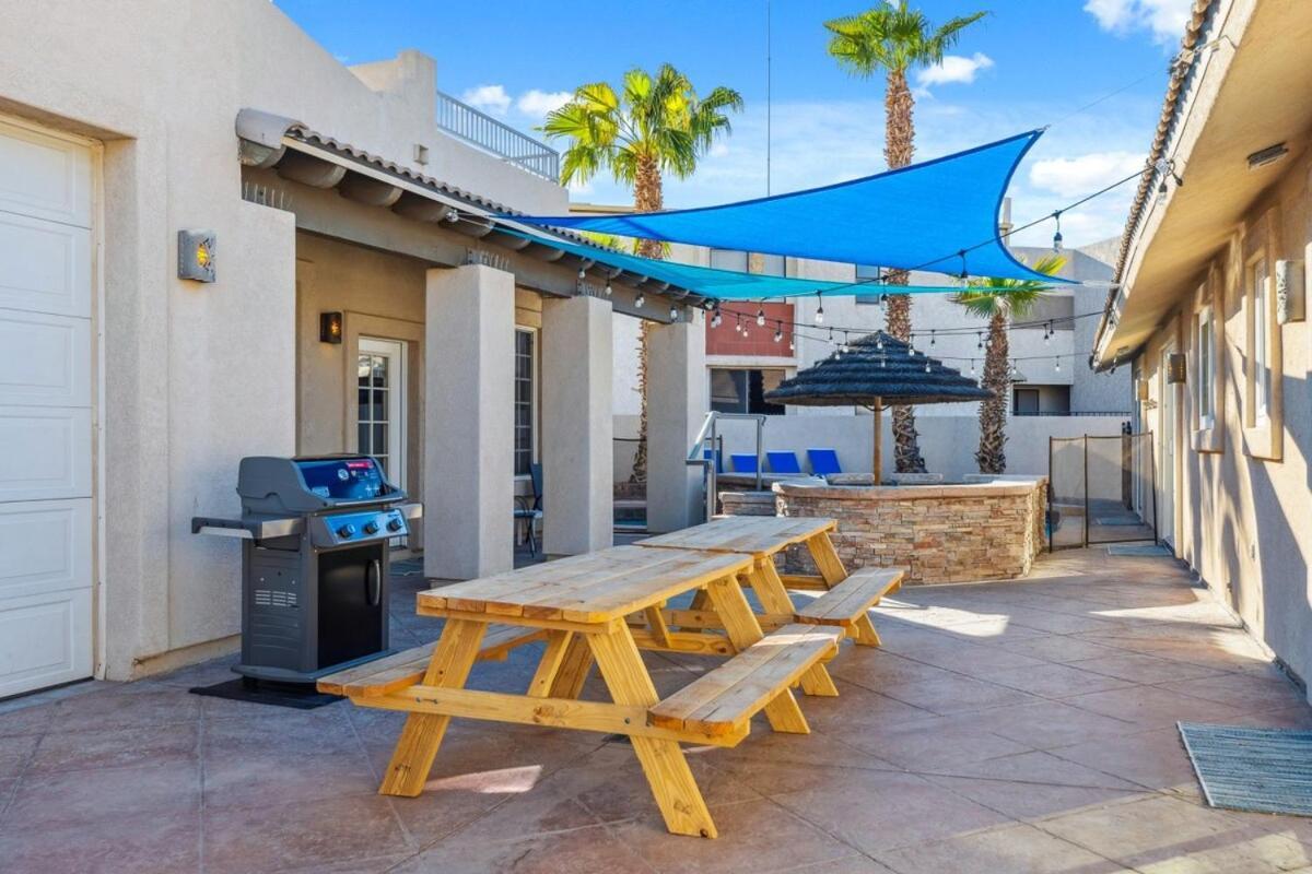 New Lakeside Hideaway Game Firepit * Lake Havasu City