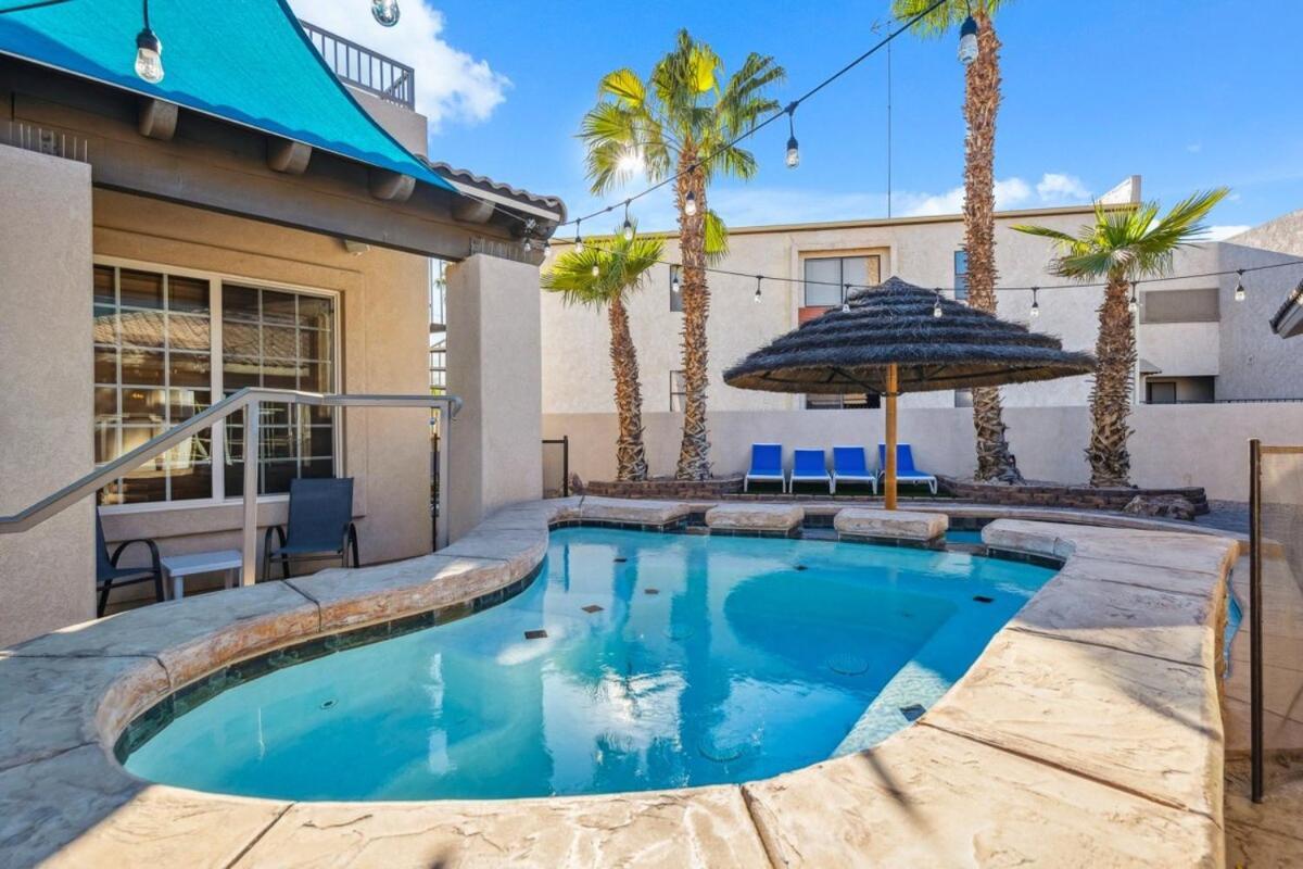 New Lakeside Hideaway Game Firepit * Lake Havasu City