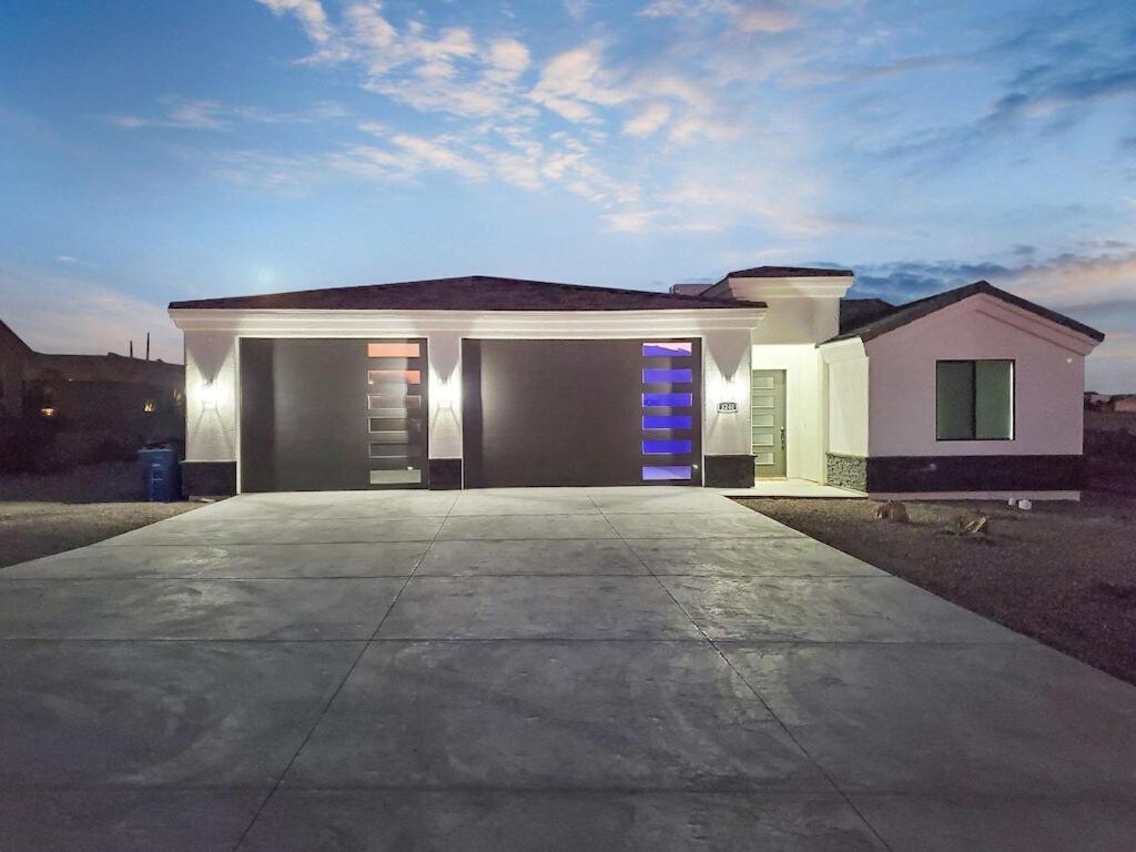 Holiday home Half Acre With Abundant Amenities *