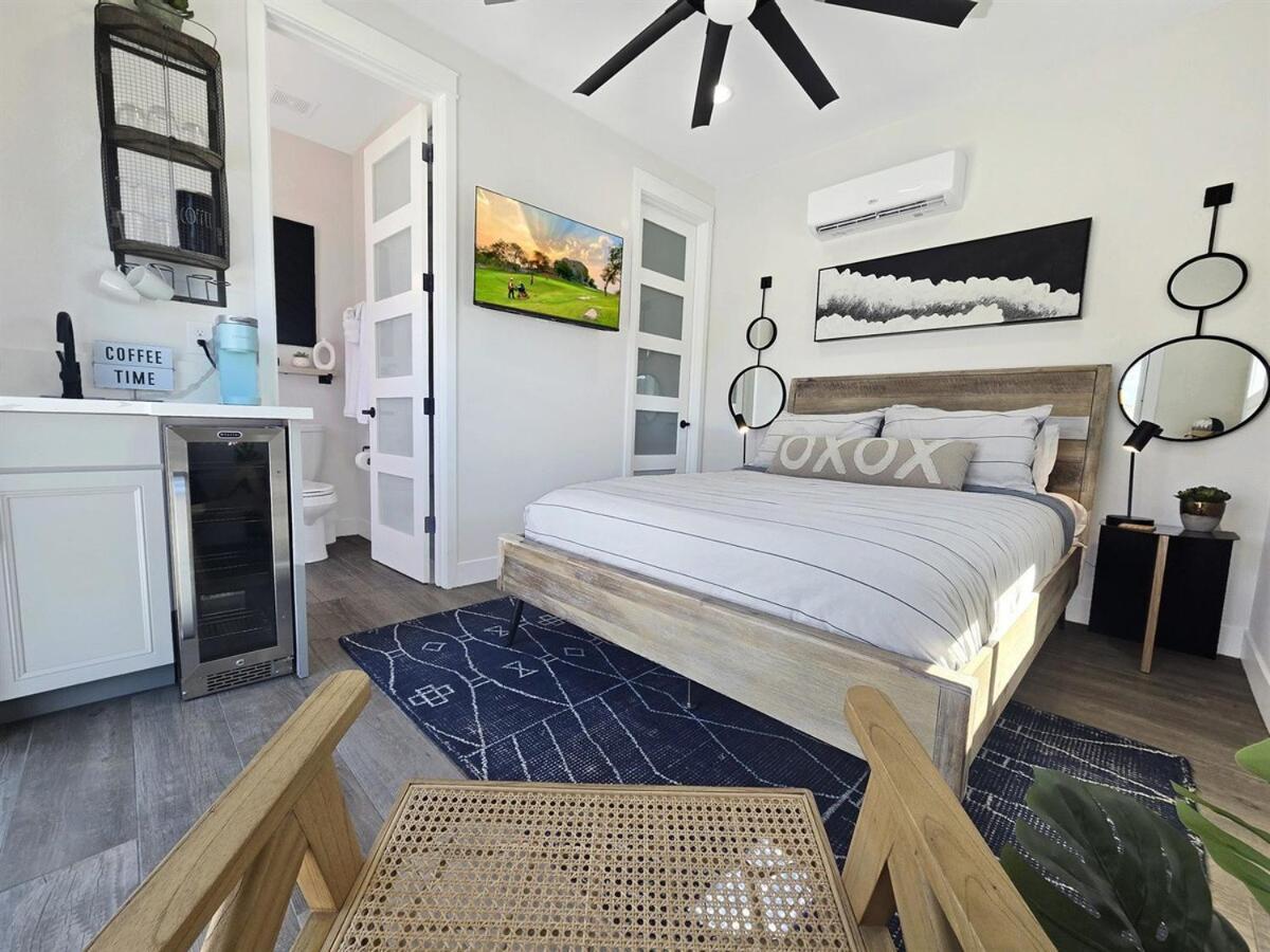 Holiday home Half Acre With Abundant Amenities *