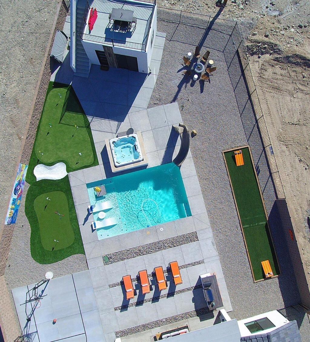 Half Acre With Abundant Amenities * Lake Havasu City