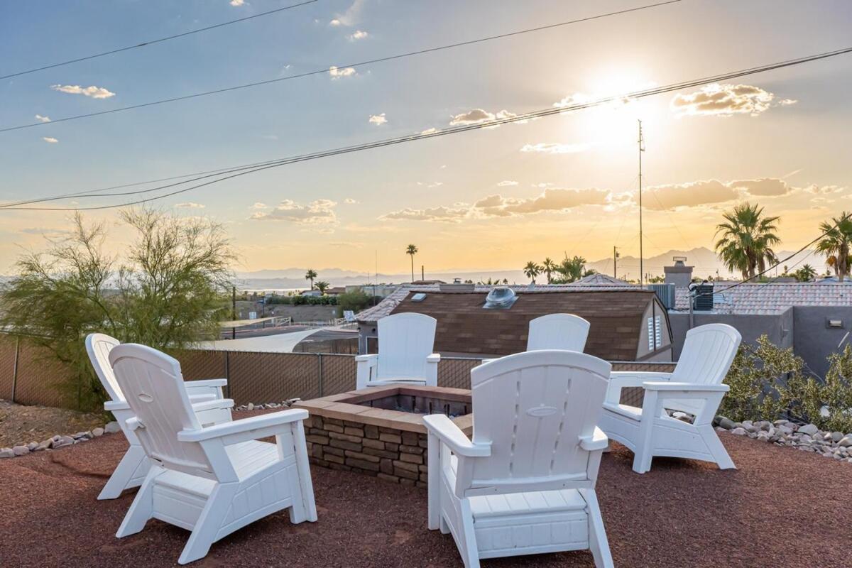 Peakview - Pool Firepit Games Garage