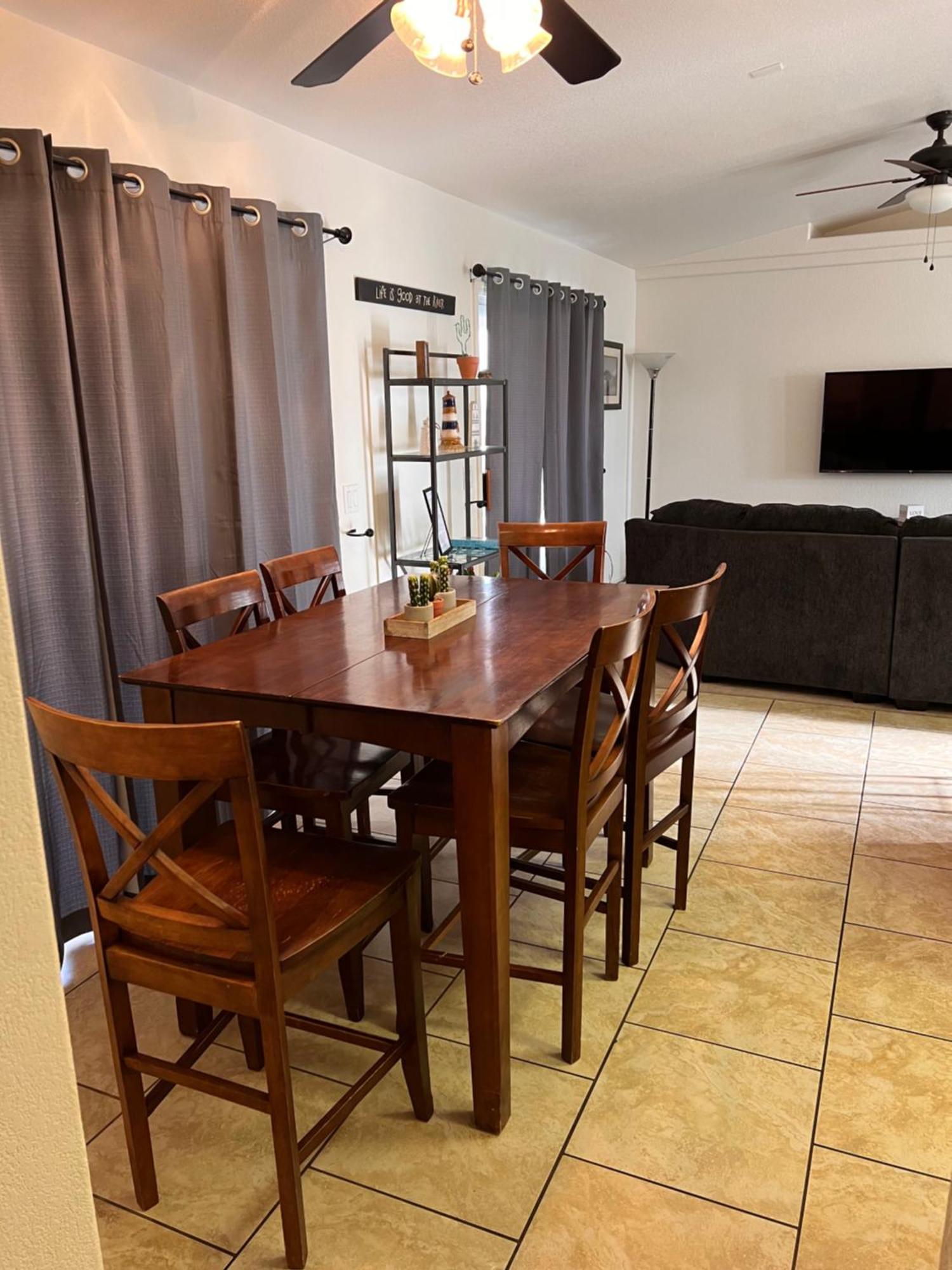 Stunning 4 Bedroom Pool Lake Havasu City