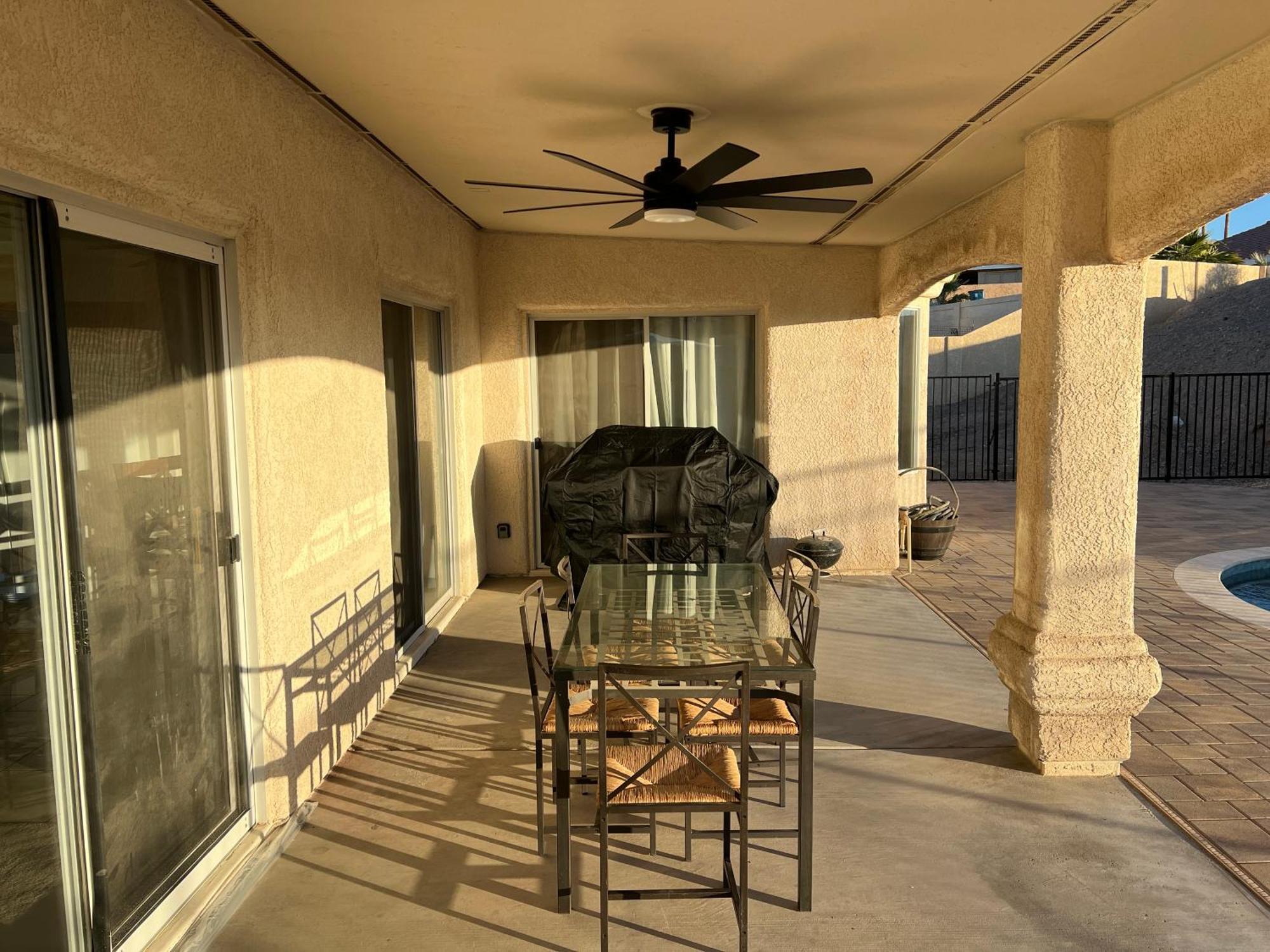 Holiday home Stunning 4 Bedroom Pool Lake Havasu City