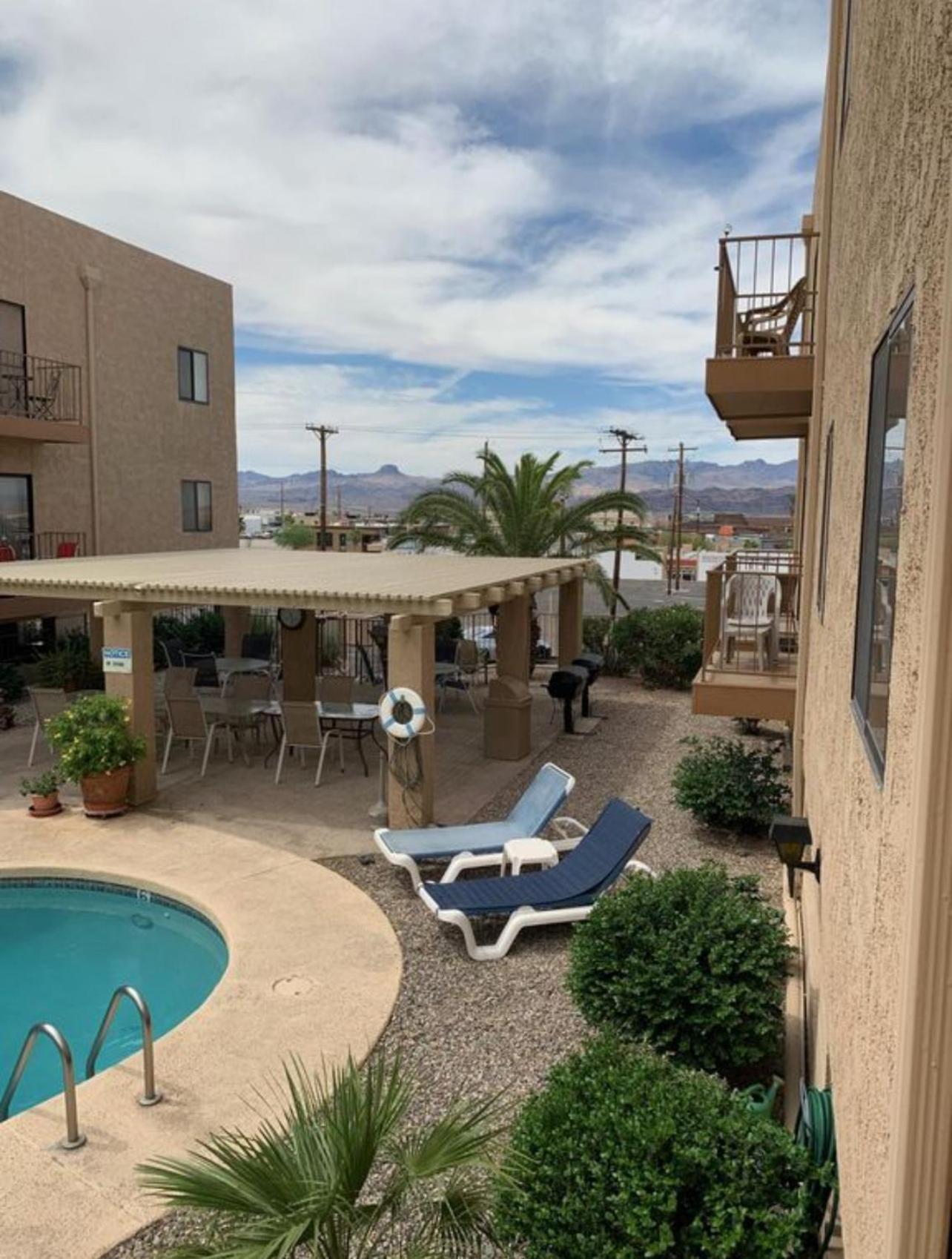Aparthotel 1st Floor In The Desert W/ Pool, & Bbq Lake Havasu City