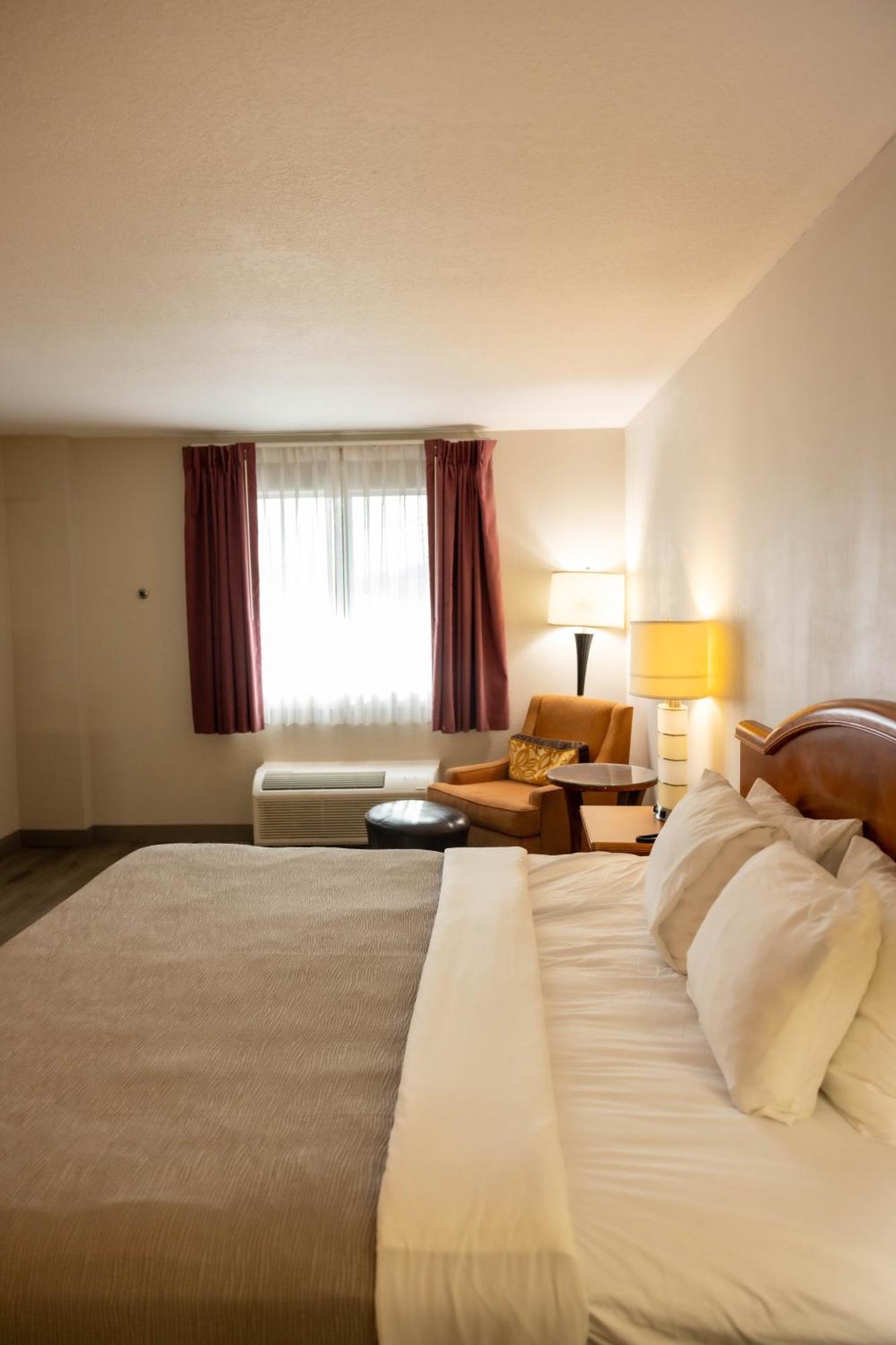 Quality & Havasu Hotel 2*