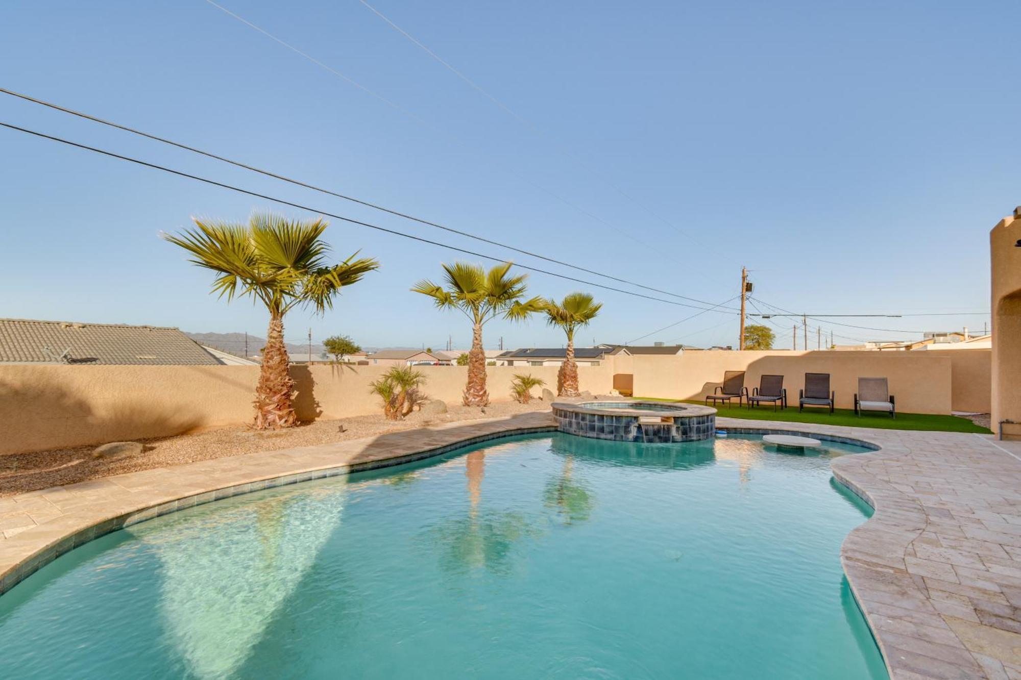Havasu With Pool And Putting * Lake Havasu City