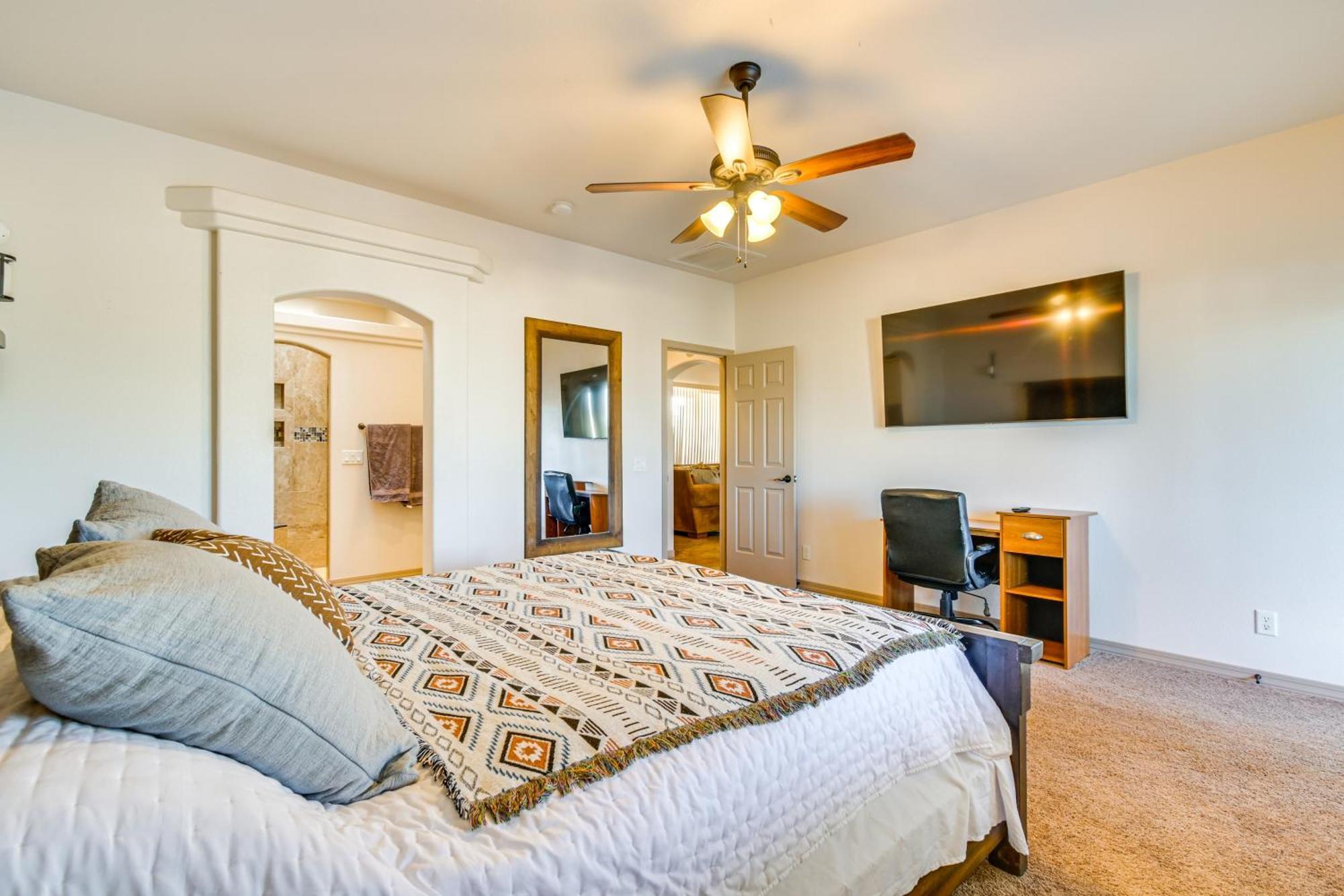 Havasu With Pool And Putting Holiday home