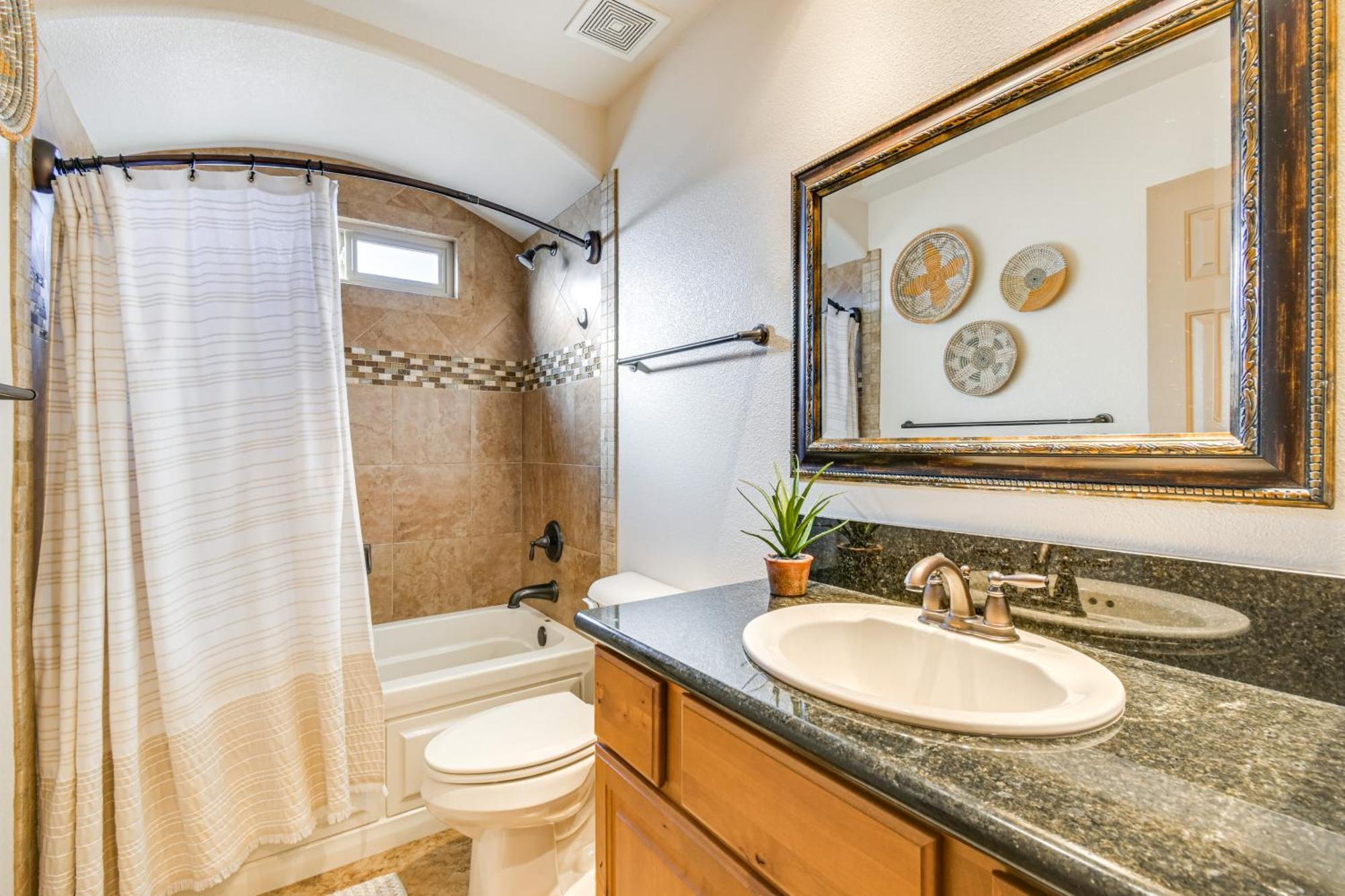 Havasu With Pool And Putting Holiday home *