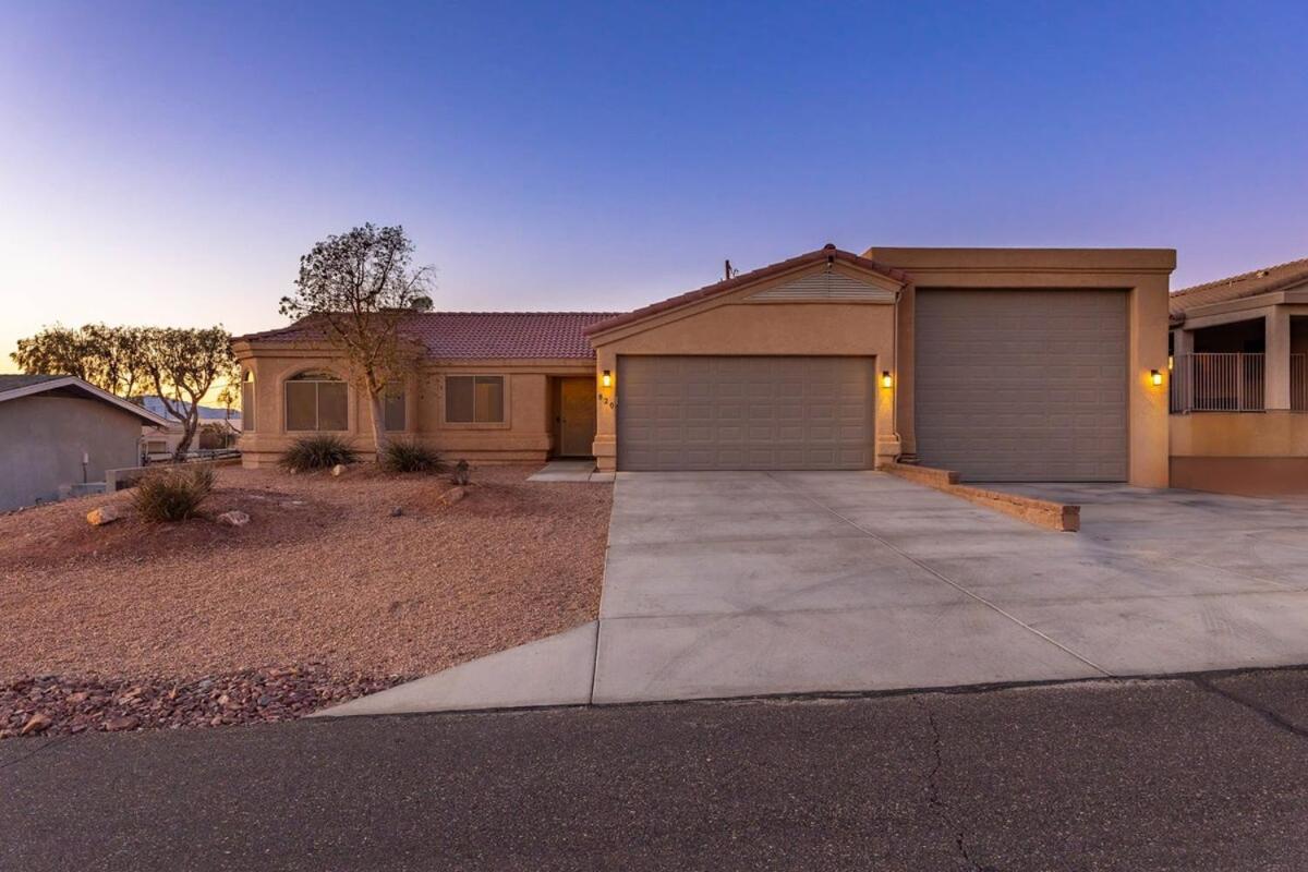 Holiday home Avalon Havasu Pool Playground Sleeps 20 Lake Havasu City