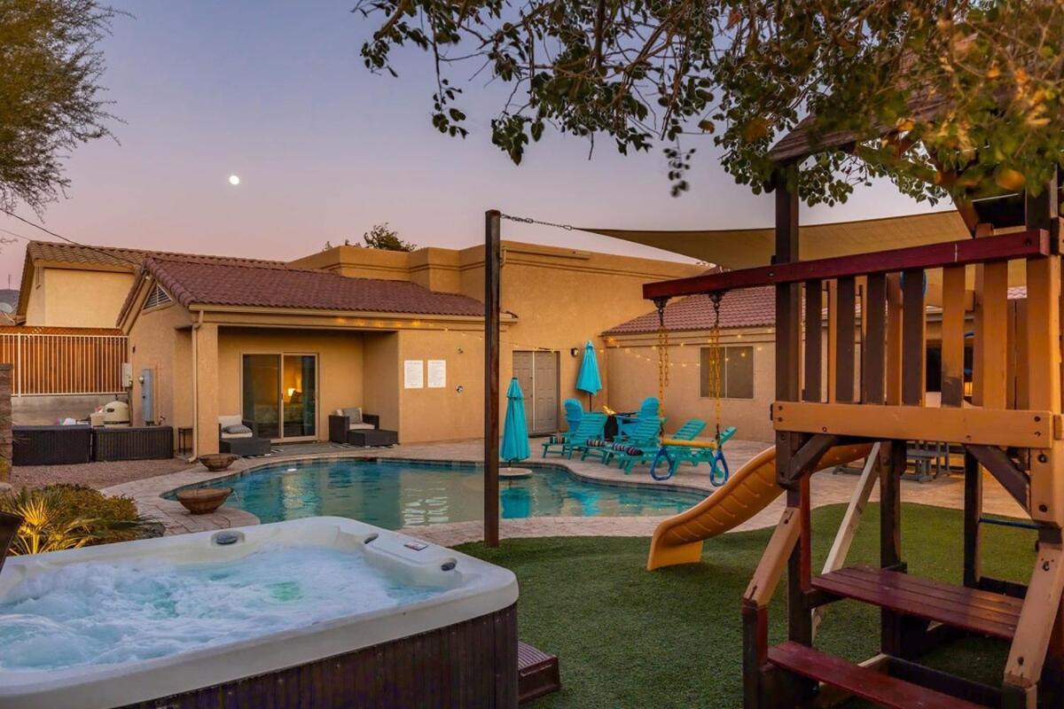 Avalon Havasu Pool Playground Sleeps 20 Holiday home Lake Havasu City