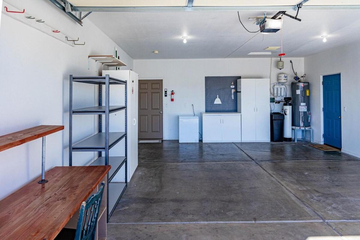 Holiday home Avalon Havasu Pool Playground Sleeps 20 Lake Havasu City