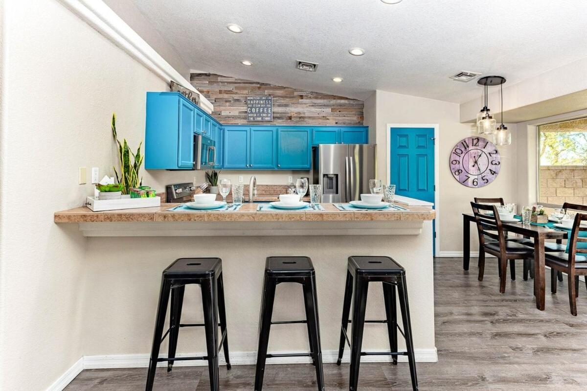 Holiday home Avalon Havasu Pool Playground Sleeps 20 Lake Havasu City