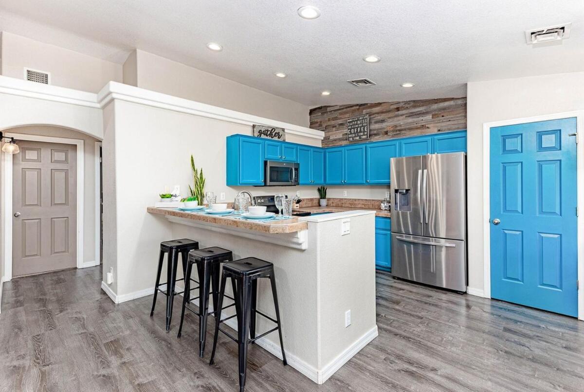 Avalon Havasu Pool Playground Sleeps 20 * Lake Havasu City