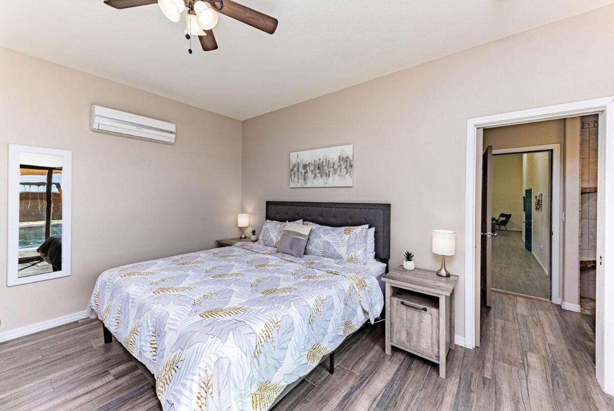 Avalon Havasu Pool Playground Sleeps 20 *