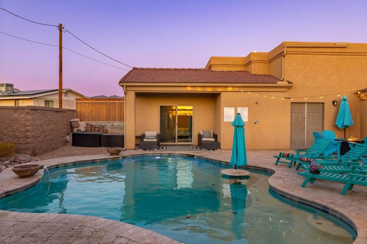 Avalon Havasu Pool Playground Sleeps 20 Holiday home *