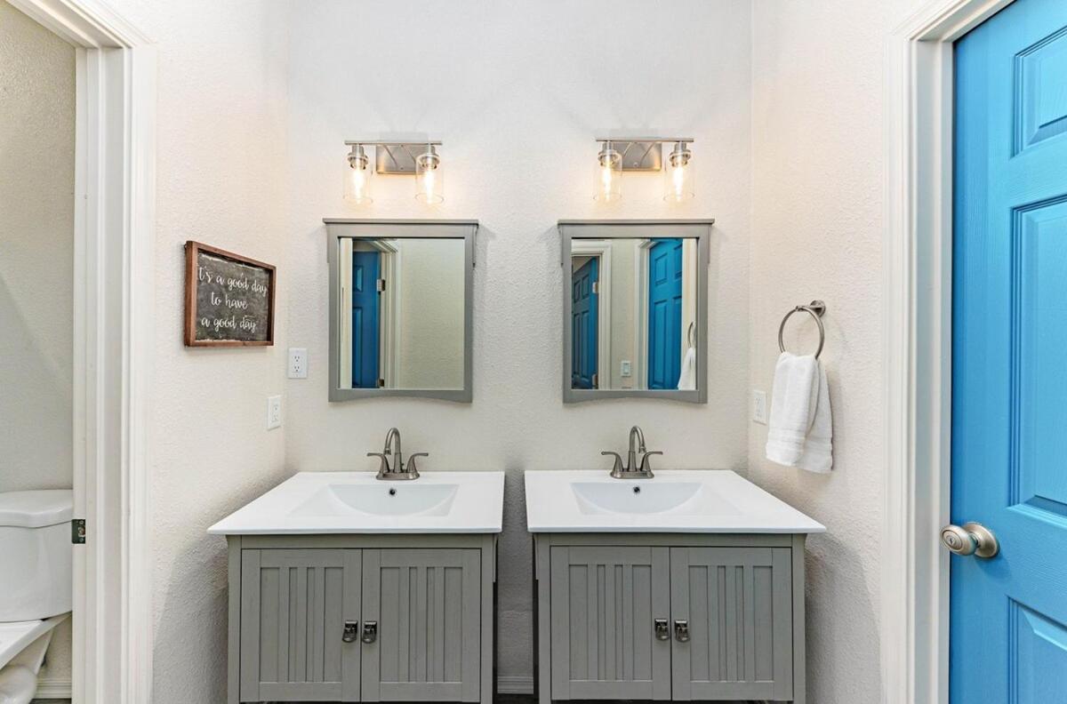 Holiday home Avalon Havasu Pool Playground Sleeps 20 *