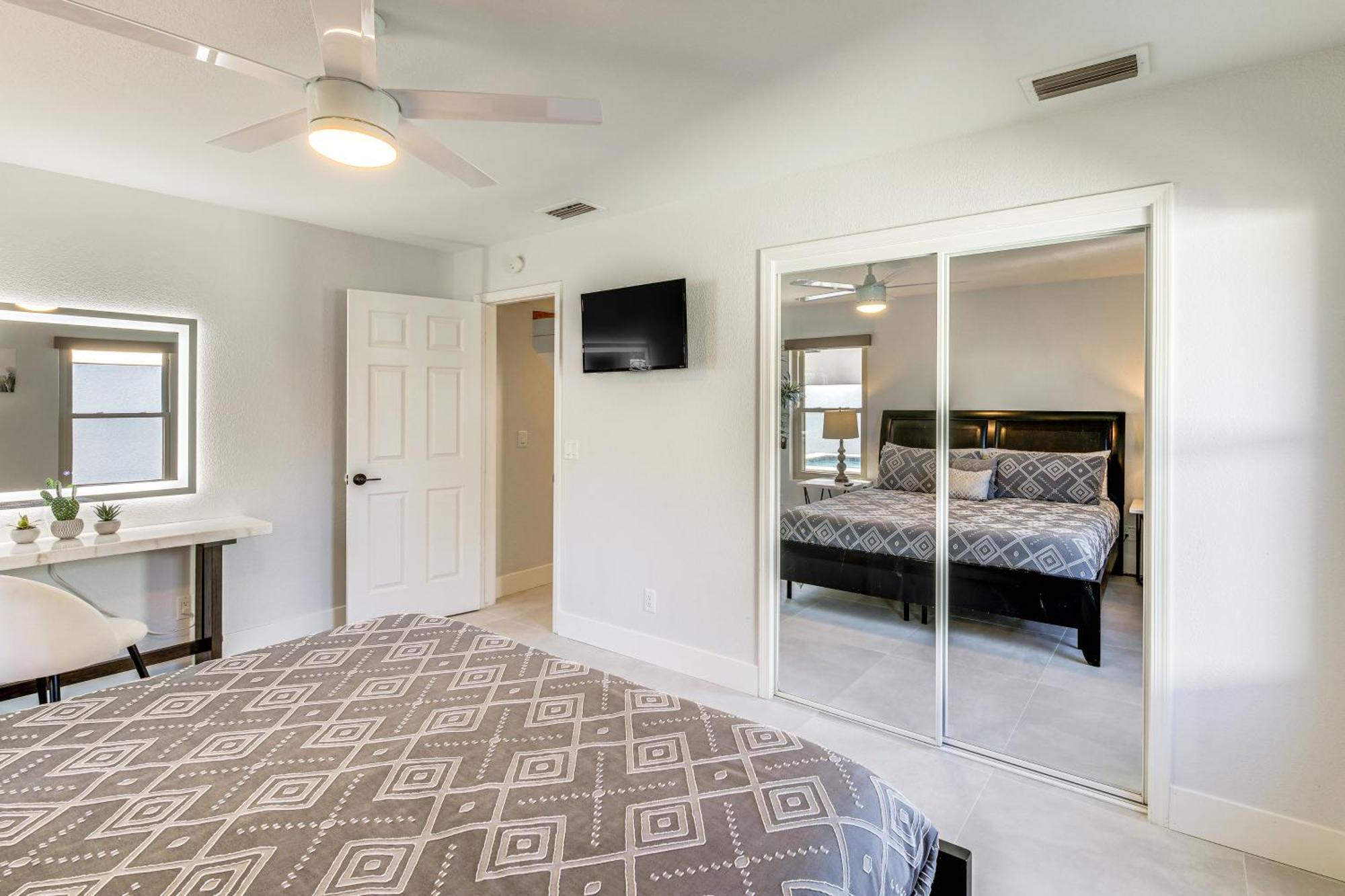 Pet-friendly Havasu With Hot Tub And Pool Holiday home