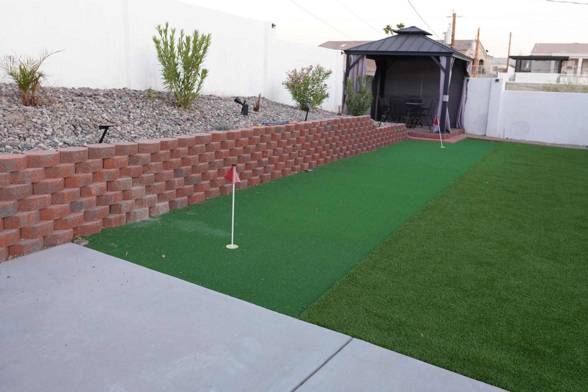 Newly Remodeled Family Friendly Near Holiday home Lake Havasu City