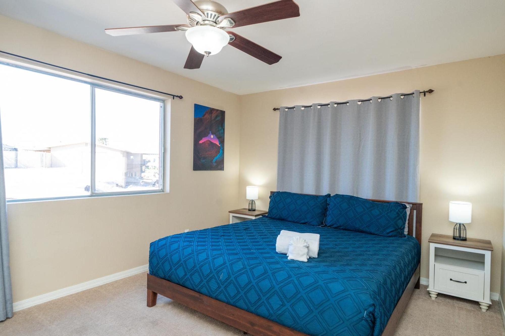 Holiday home Large Havasu Retreat With Private Heated Pool And Gameroom For Family Fun