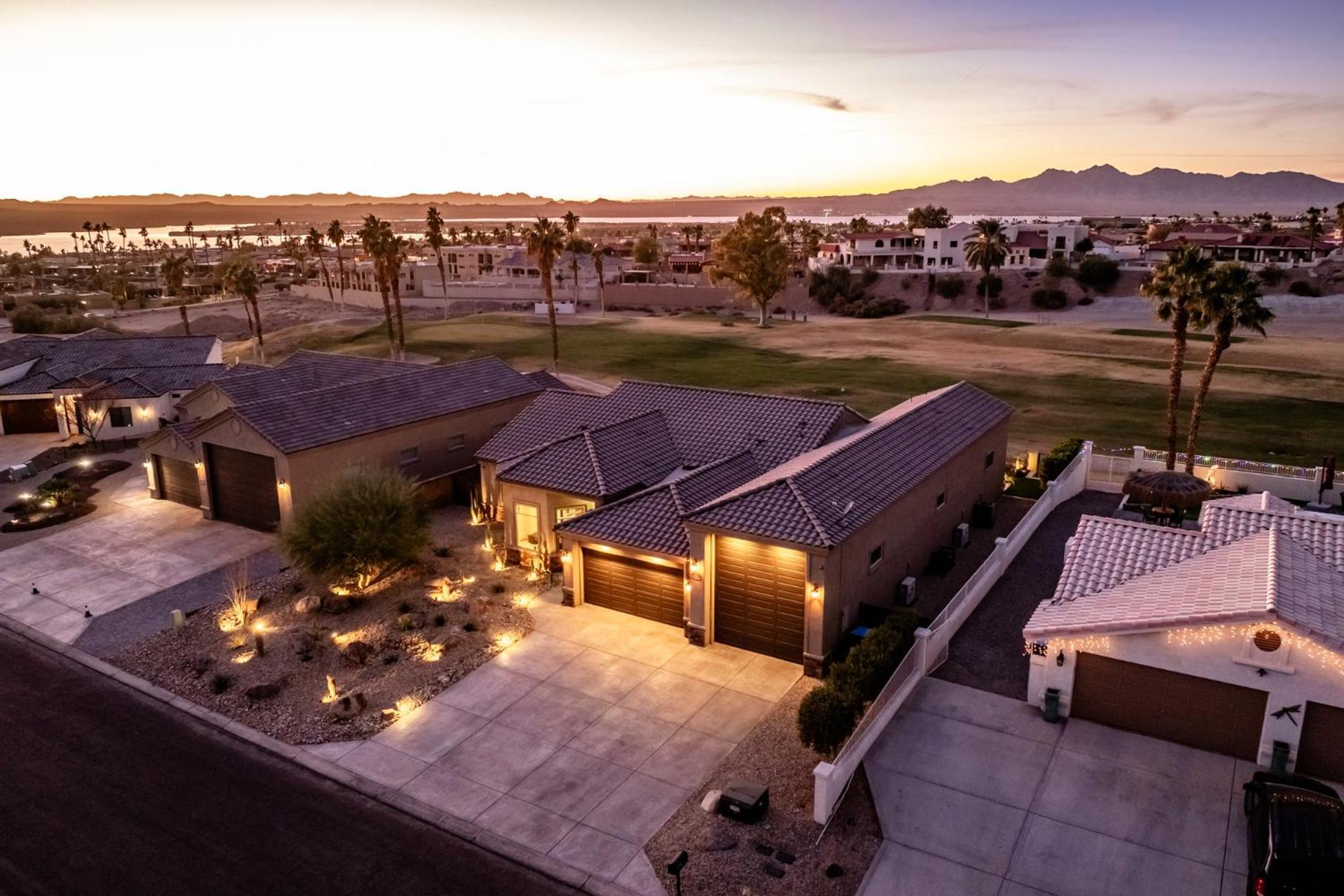 Holiday home New Golf Course Oasis In Havasu