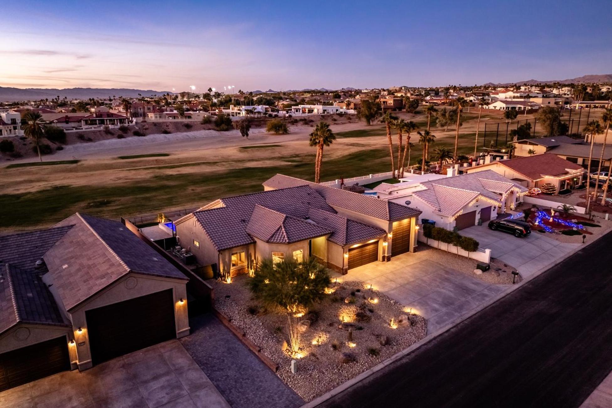 New Golf Course Oasis In Havasu Holiday home *