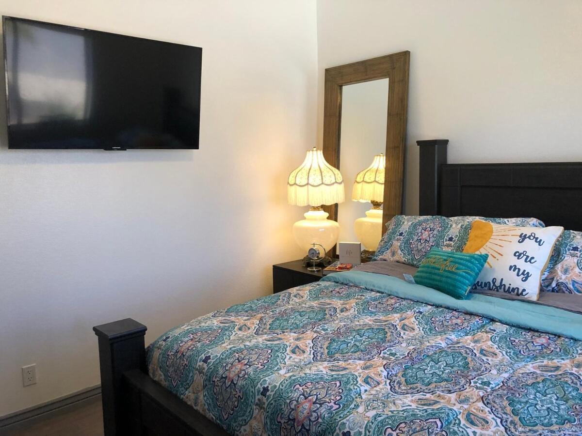 A Unique Boutique Havasu Retreat Holiday home *