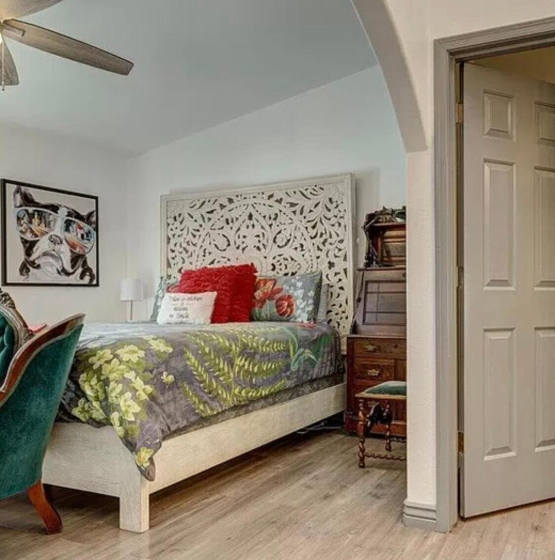 A Unique Boutique Havasu Retreat