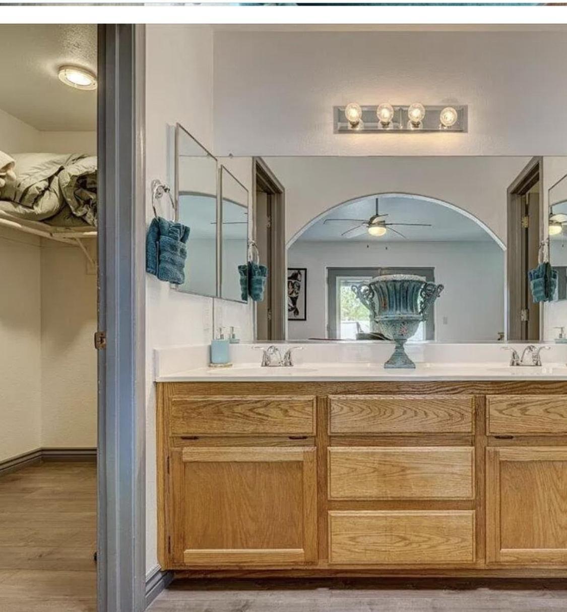 A Unique Boutique Havasu Retreat *