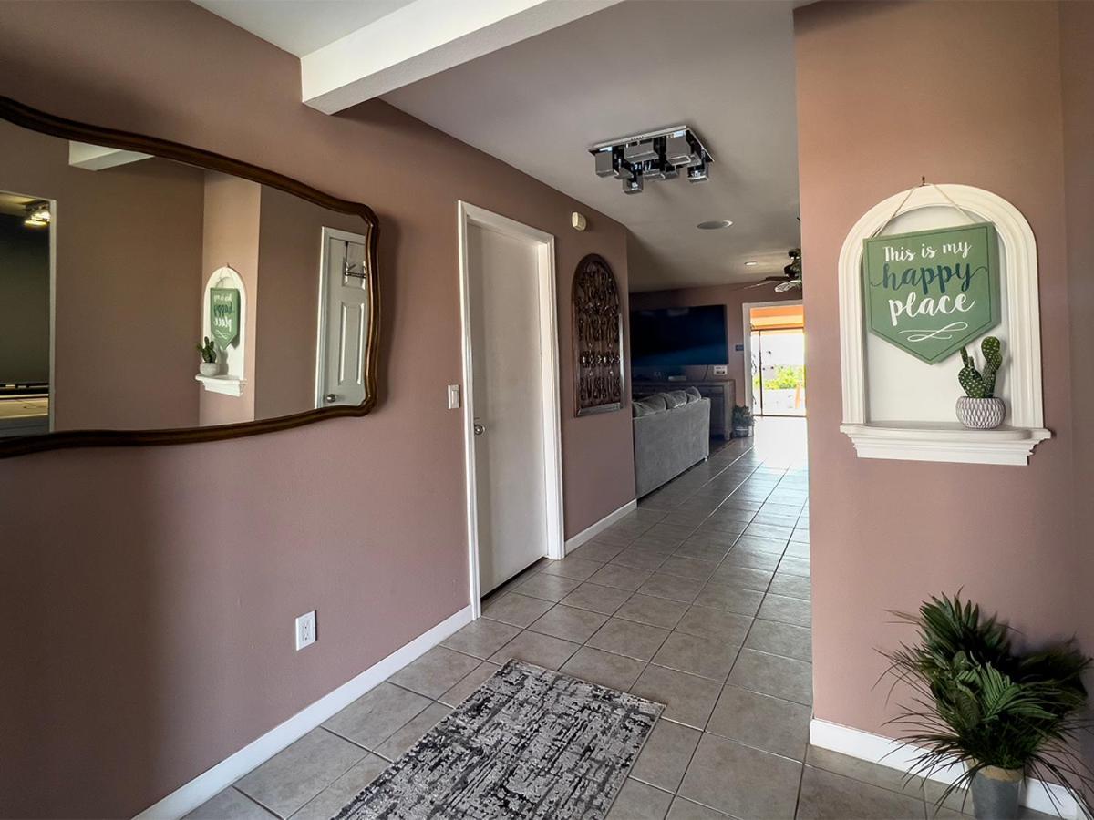 Lodestar Livin 4-bedroom Pool Views Lake Havasu City