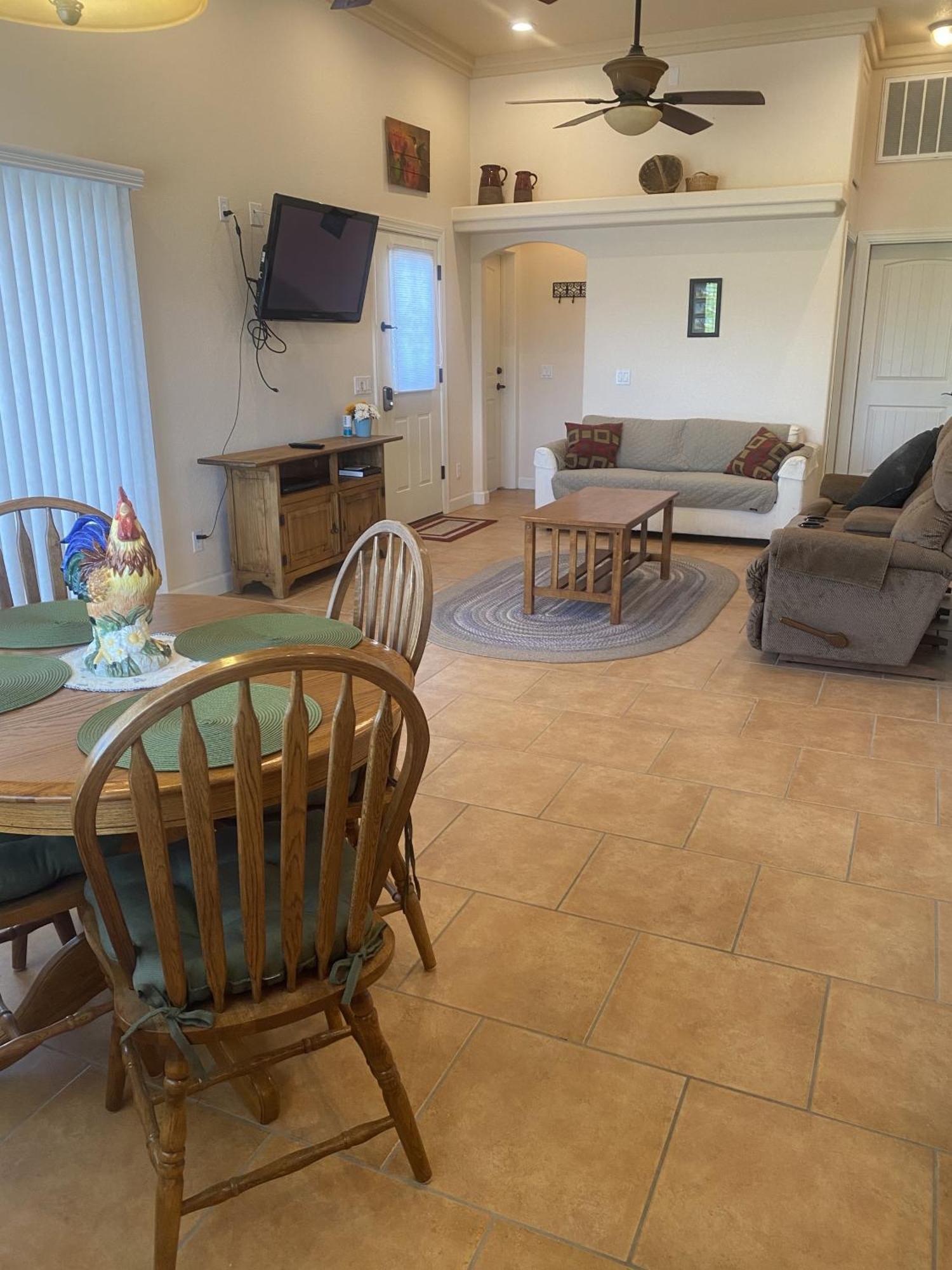 Shoshone Lower Unit With And Pool Views Lake Havasu City