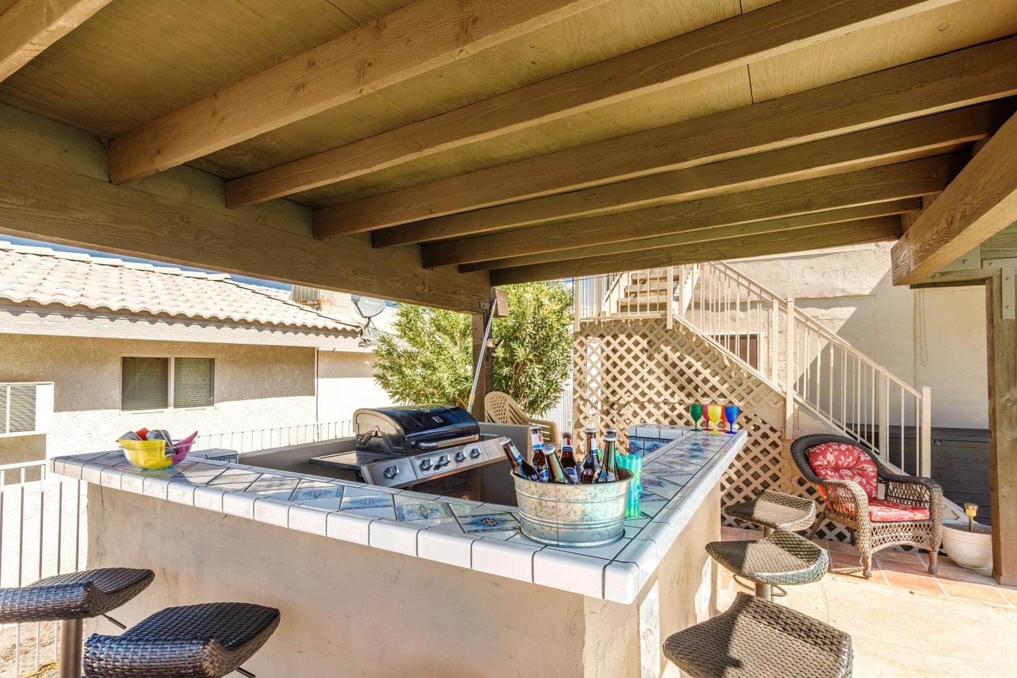 3 Minutes To Windsor Launch Pool Views Holiday home Lake Havasu City
