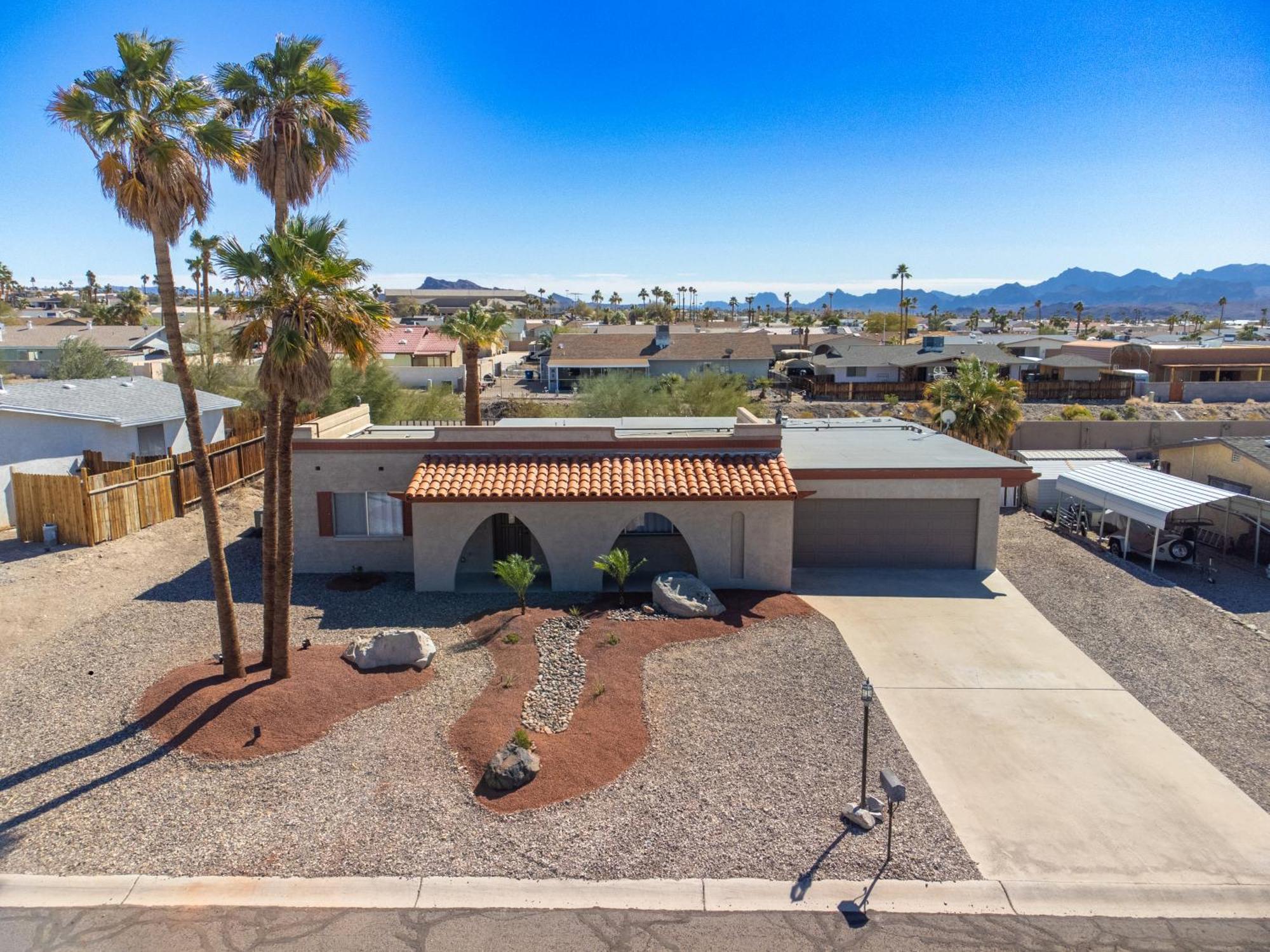 Holiday home Large Havasu Retreat With Private Heated Pool And Gameroom For Family Fun Lake Havasu City