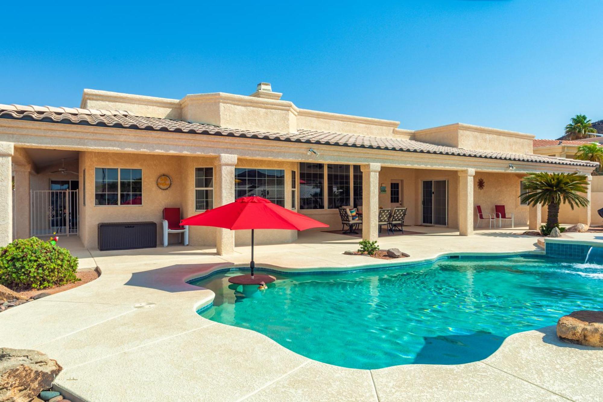 Tropic Paradise Pool Holiday home *