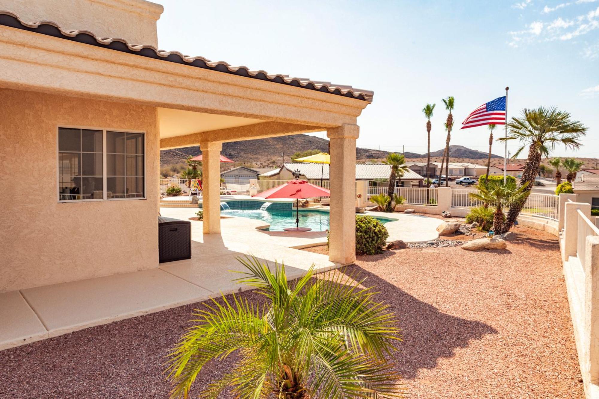 Tropic Paradise Pool Lake Havasu City